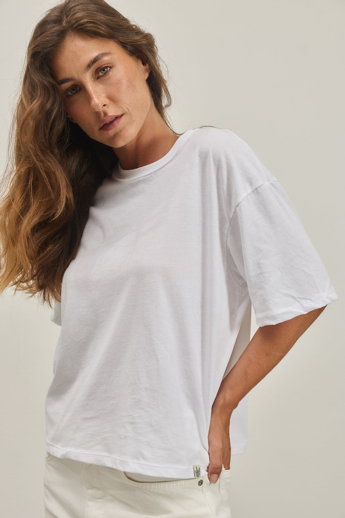 Light Gray THE KIND T-SHIRT טי שירט קצרה EMILY