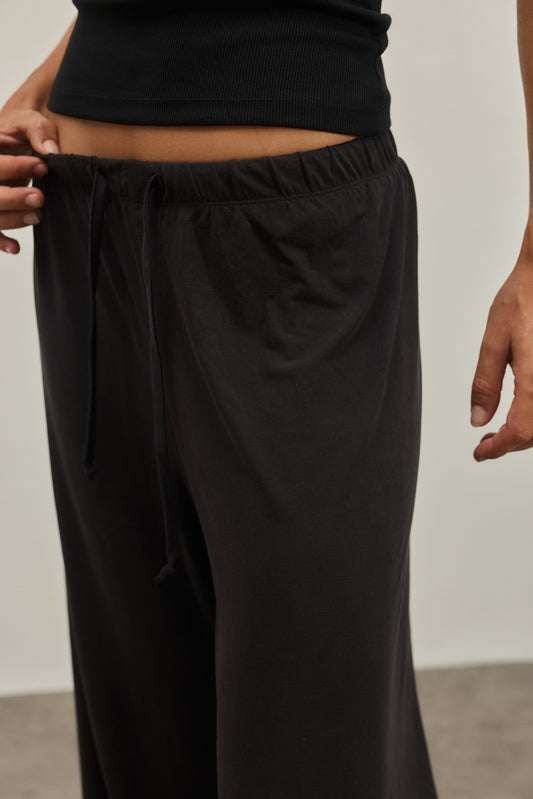 Black THE RISE PANTS מכנסיים ארוכים EMILY