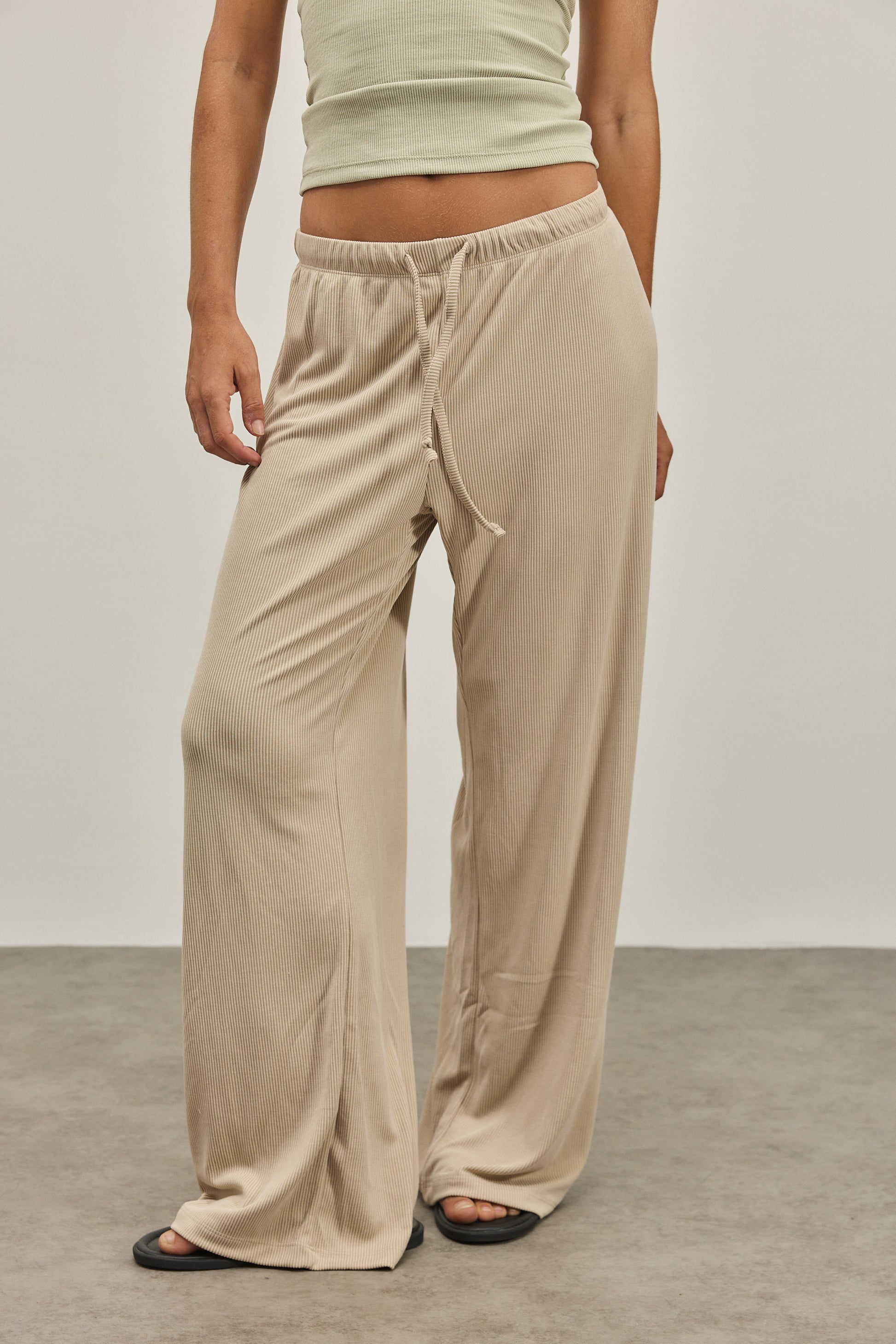 Gray THE RISE PANTS מכנסיים ארוכים EMILY