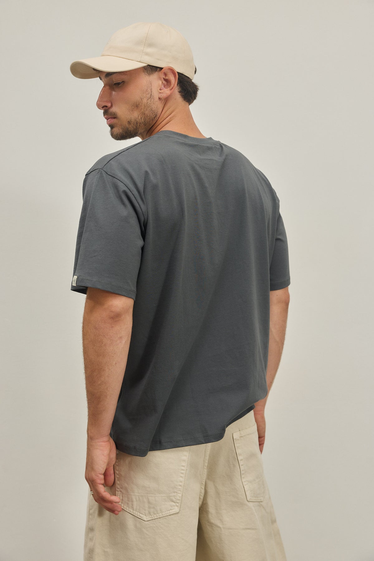 Dark Slate Gray THE STREGNTH T-SHIRT טי שירט קצרה EMILY