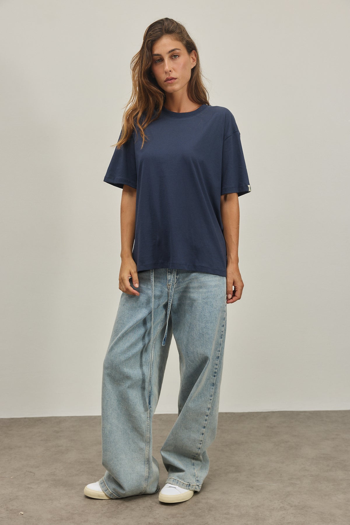 Gray THE STREGNTH T-SHIRT טי שירט קצרה EMILY