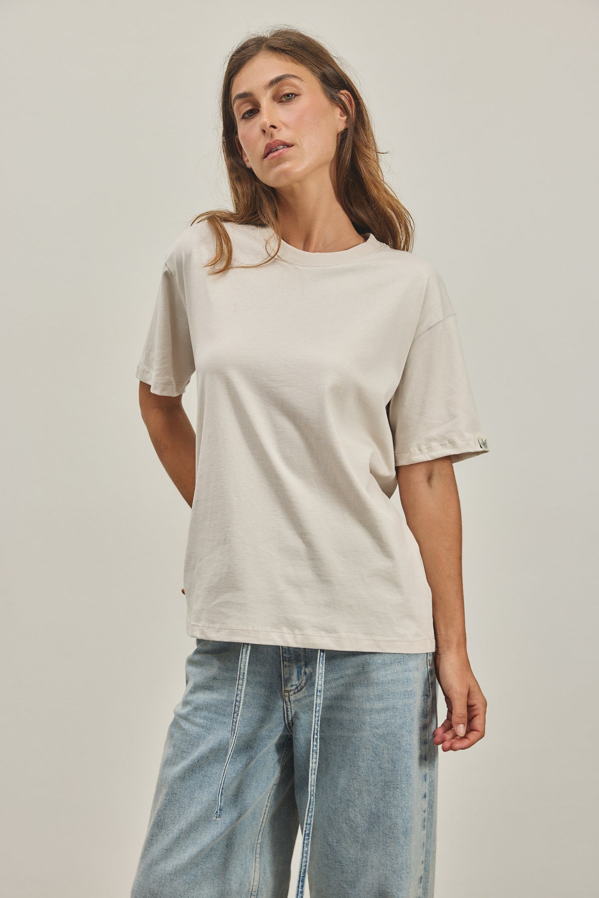 Gray THE STREGNTH T-SHIRT טי שירט קצרה EMILY