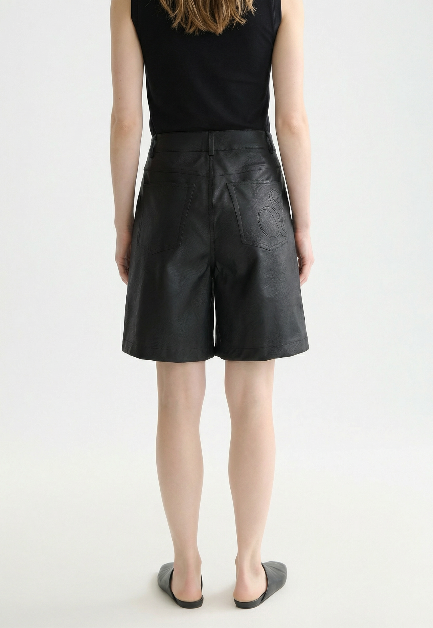 Black מכנסיים קצרים דמוי עור לנשים Faux Leather SCOTCH & SODA