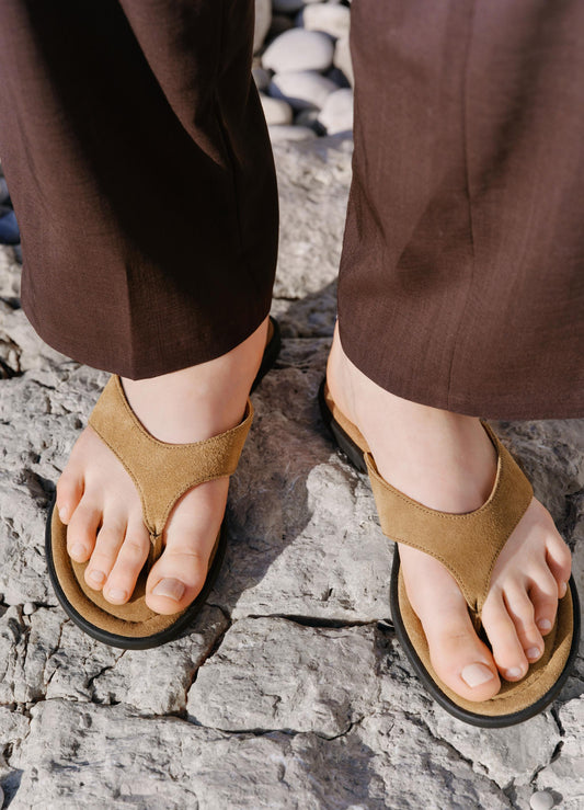 Dim Gray כפכפי אצבע לנשים Zaida VAGABOND