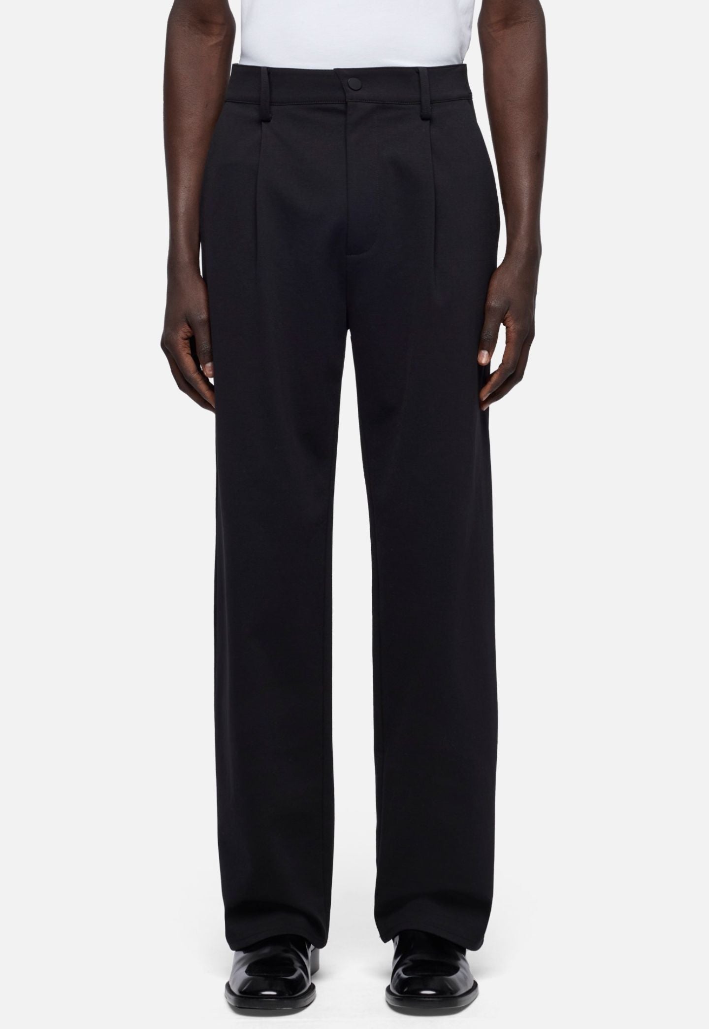 Black מכנסיים ארוכים לגברים Pleated Trouser SEVEN FOR ALL MANKIND