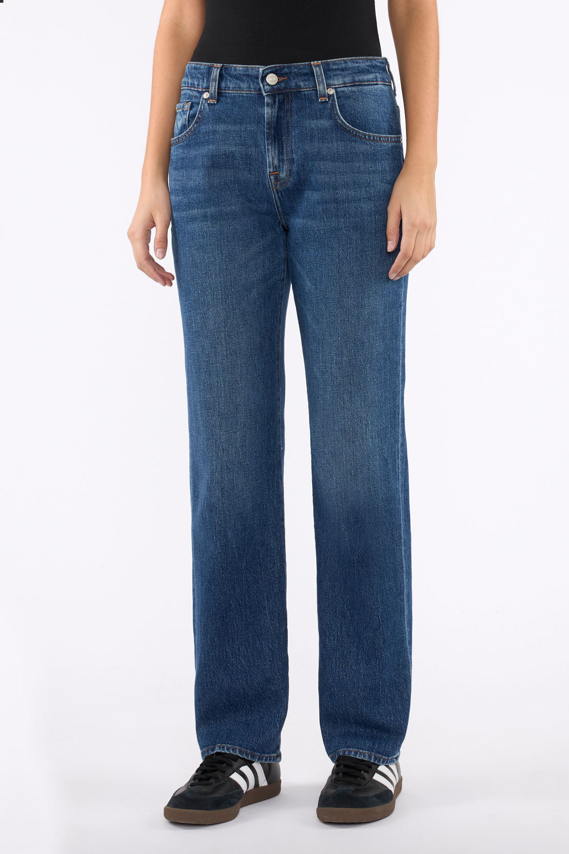 White Smoke ג'ינס ארוך לנשים Calie – Straight Leg SEVEN FOR ALL MANKIND