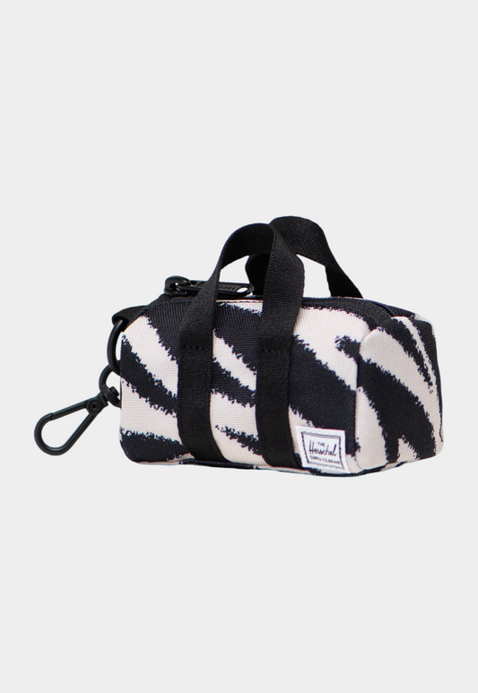 Lavender HERSCHEL NOVEL DUFFLE BAG CHARM מחזיק מפתחות HERSCHEL