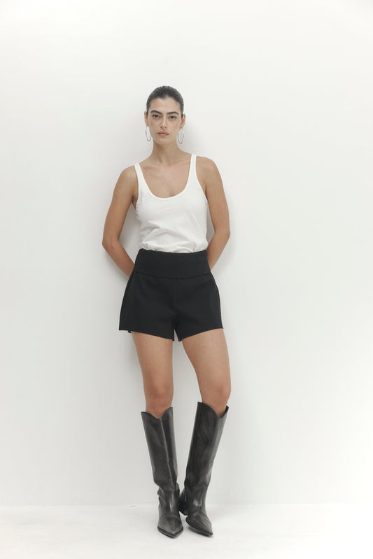 Beige מכנסיים קצרים לנשים Pleated PAPER