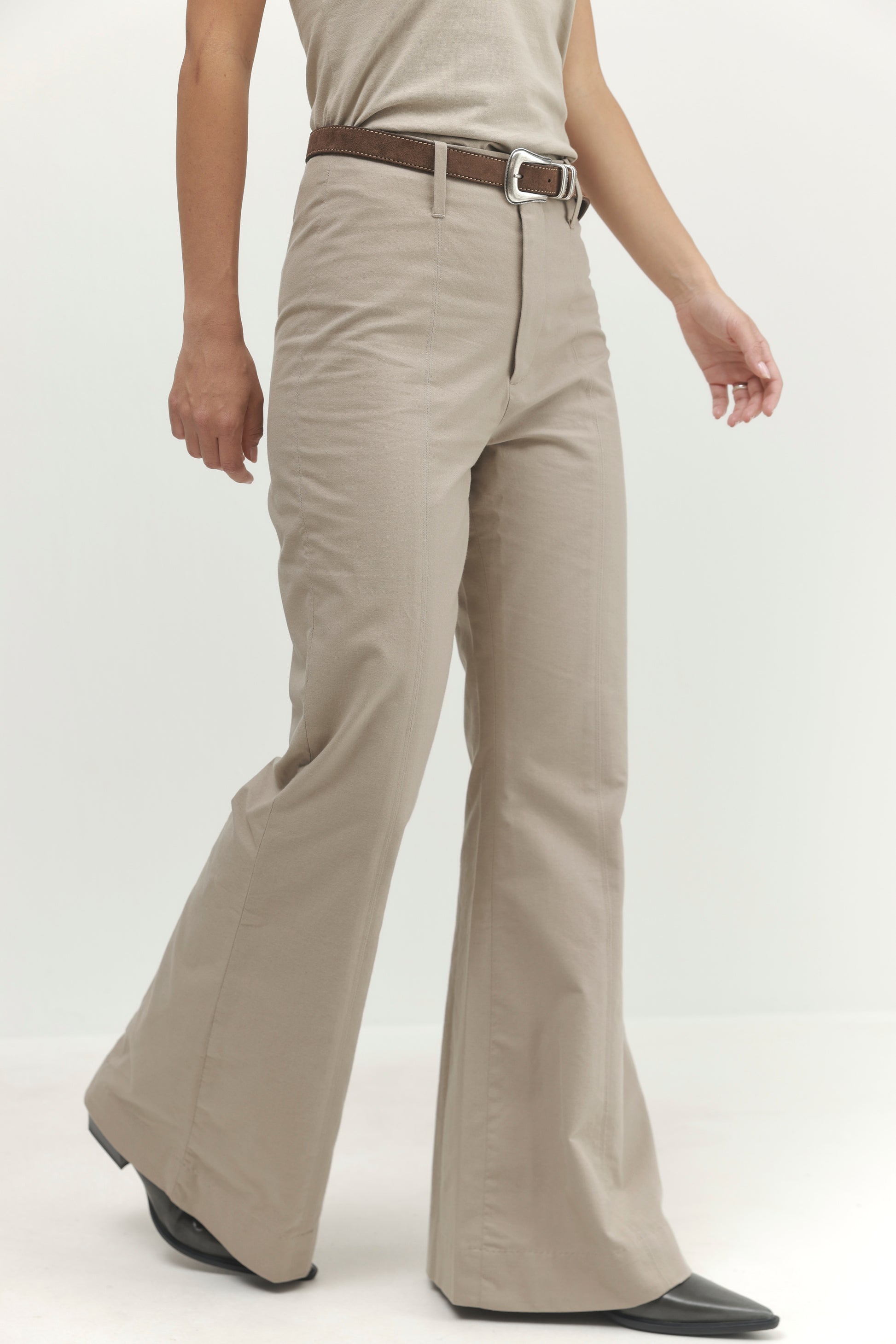 Light Gray מכנסיים ארוכים לנשים Oasis PAPER