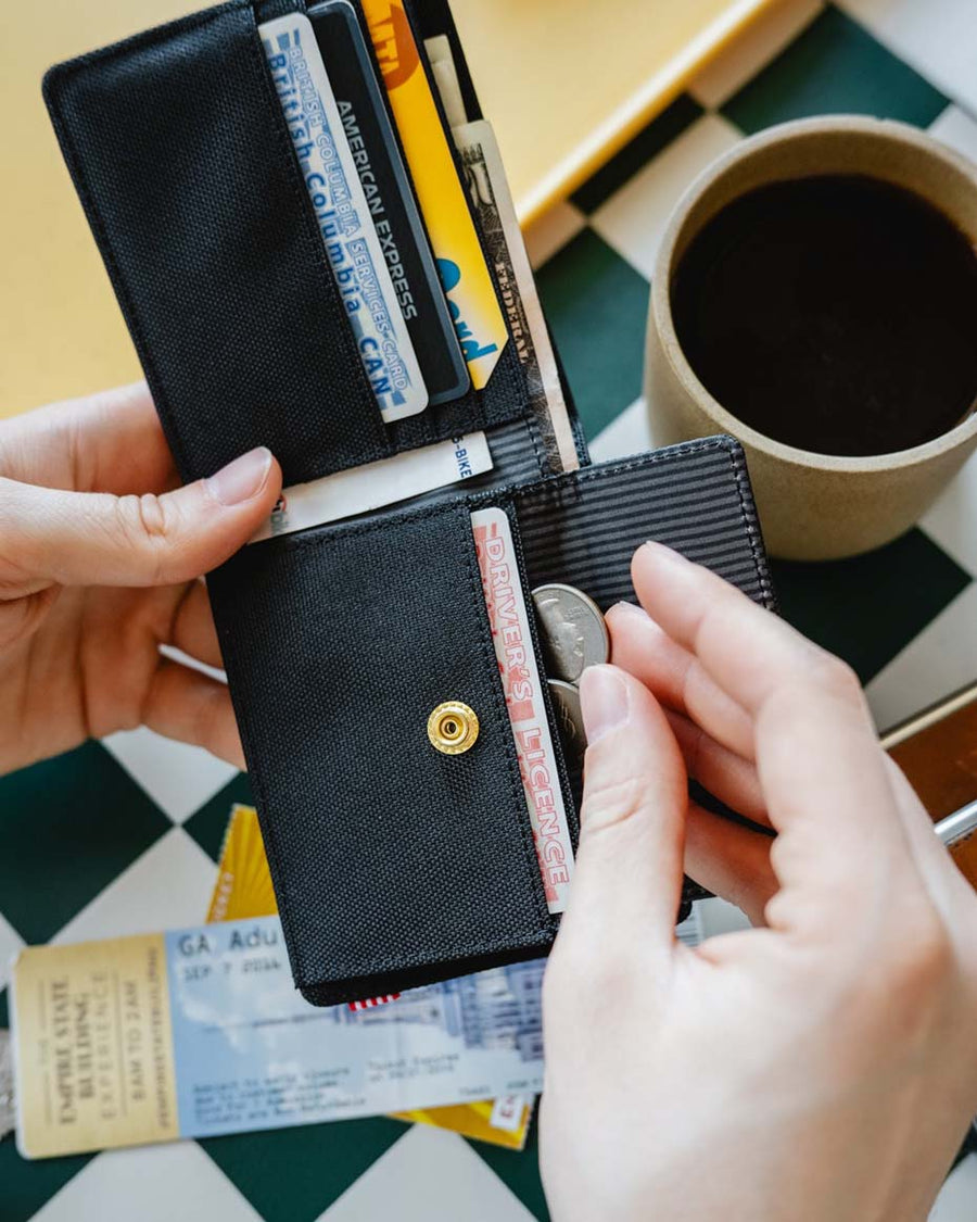 Black ROY COIN WALLET ארנק HERSCHEL