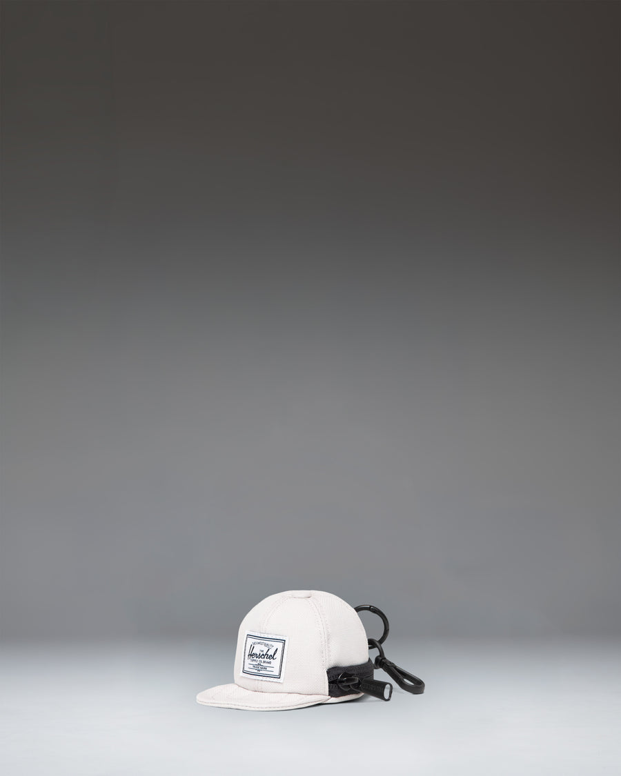 Light Slate Gray SYLAS CLASSIC CAP BAG CHARM מחזיק מפתחות HERSCHEL