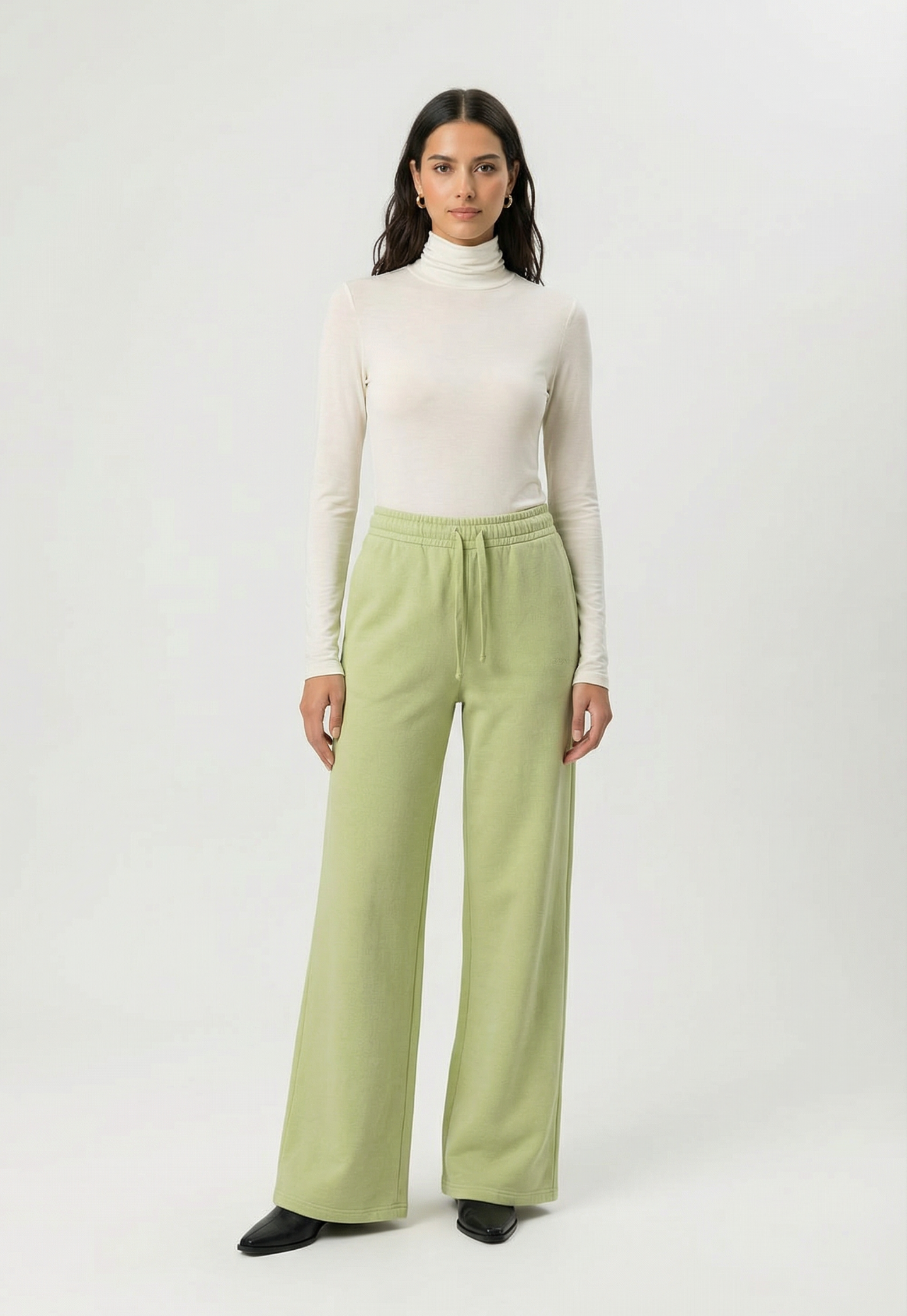 Lavender מכנסיים ארוכים לנשים Niarnmd MODSTROM