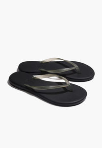 White Smoke כפכפי אצבע לנשים Aqua Sol TKEES