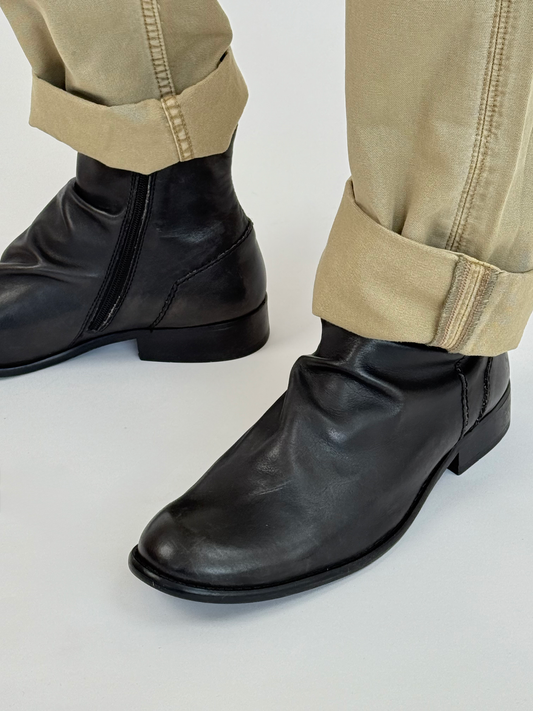 Gray מגפיים עם קפלים ורוכסן צידי Wex FLY LONDON