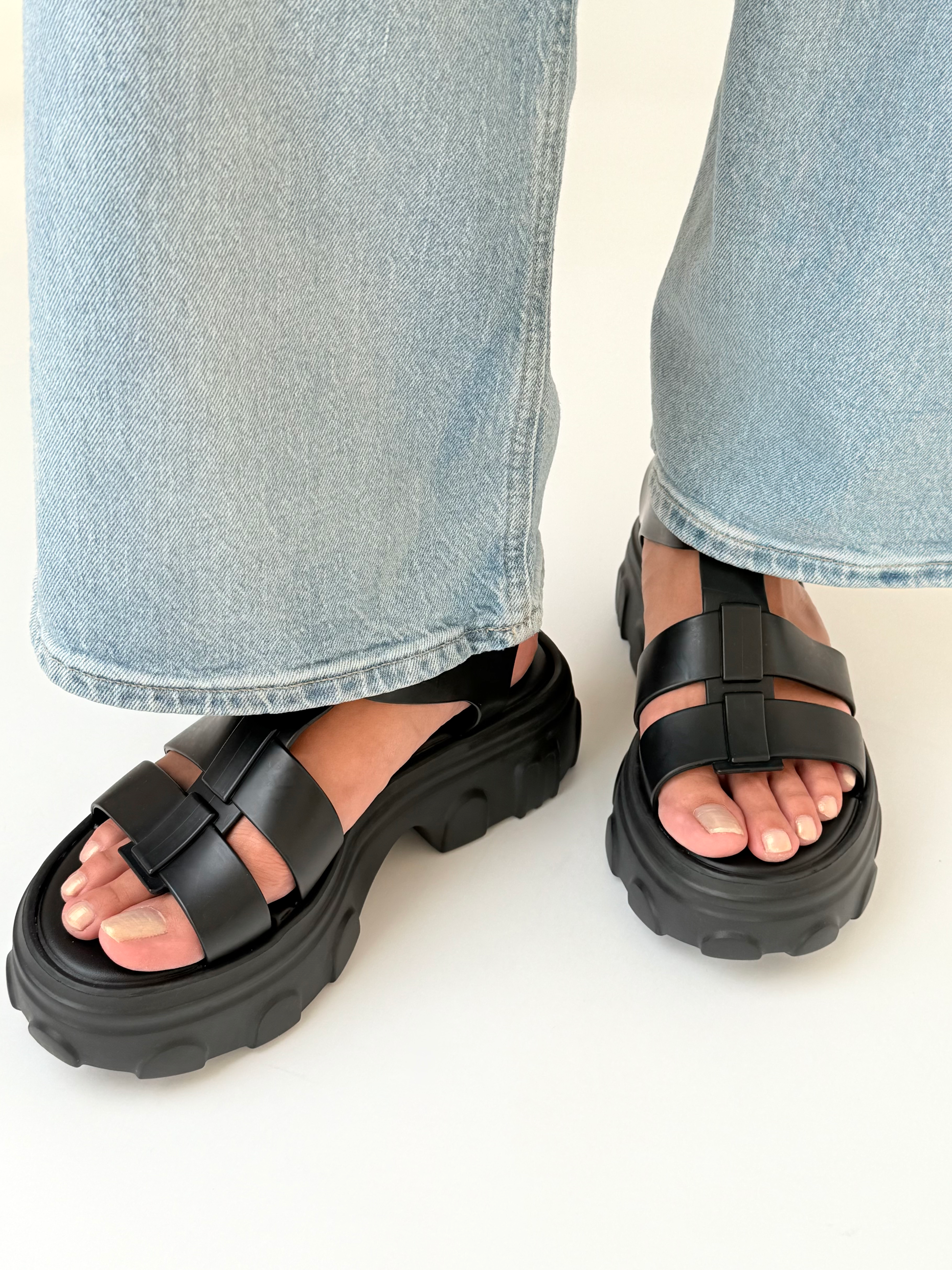 Light Gray סנדלי פלטפורמה לנשים MELISSA