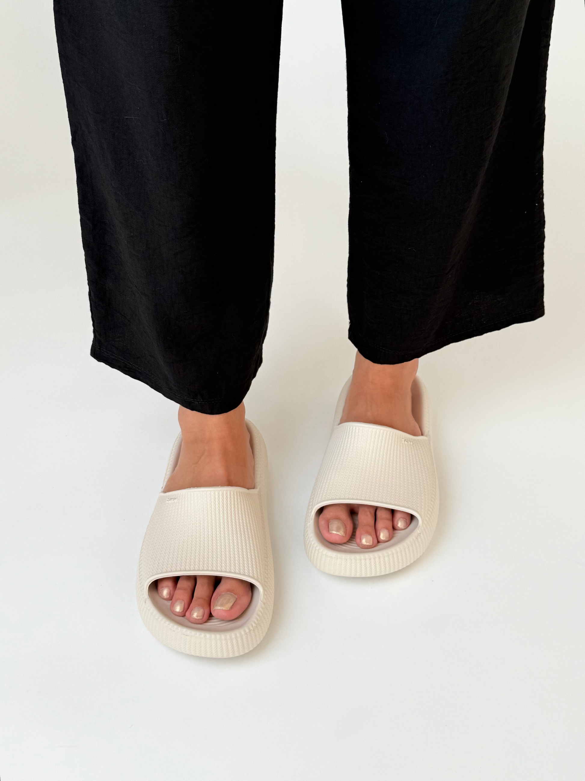 Light Gray כפכפי סלייד לנשים Leveza ZAXY