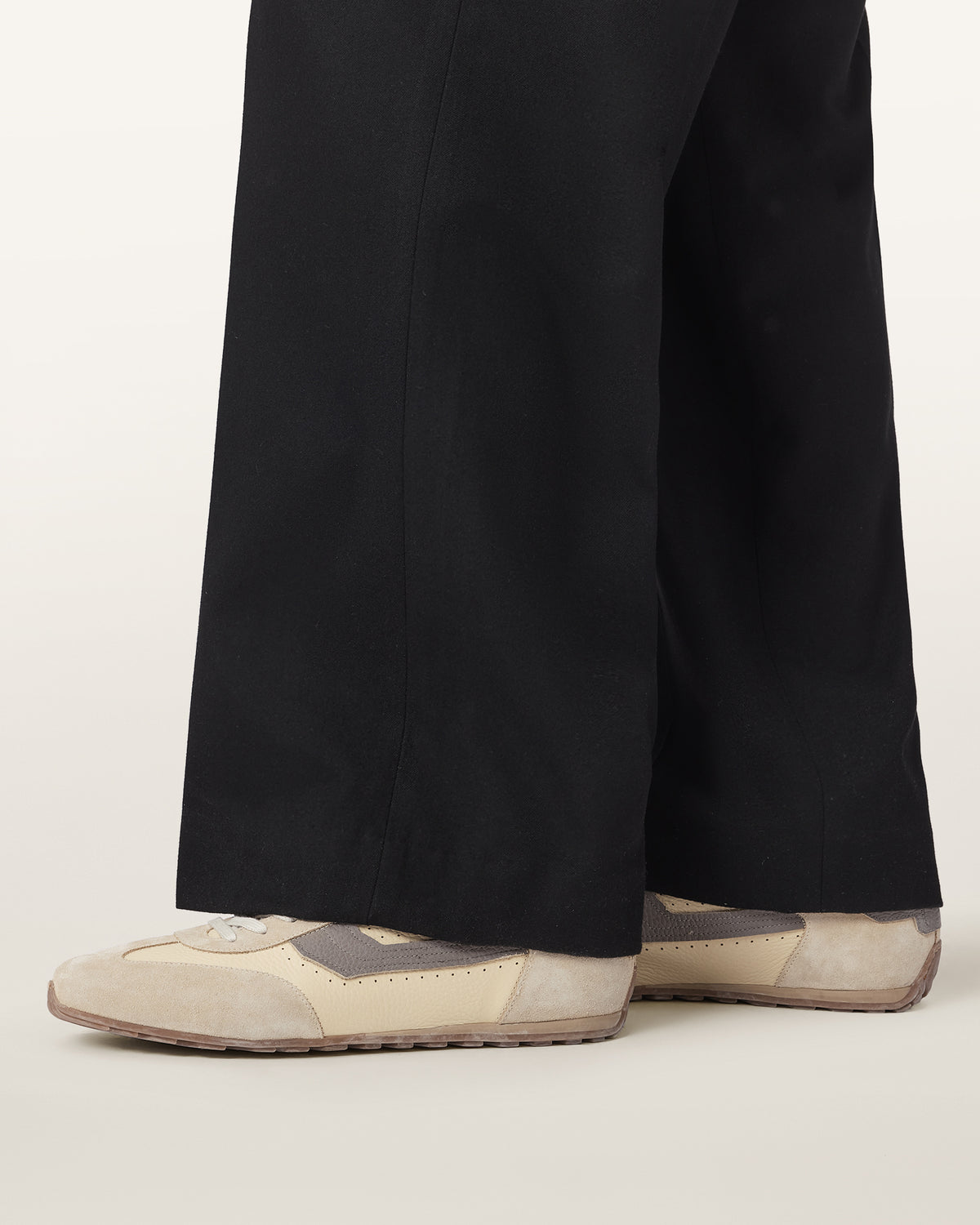Black סניקרס לגברים Liam Hex Low Top ALLSAINTS
