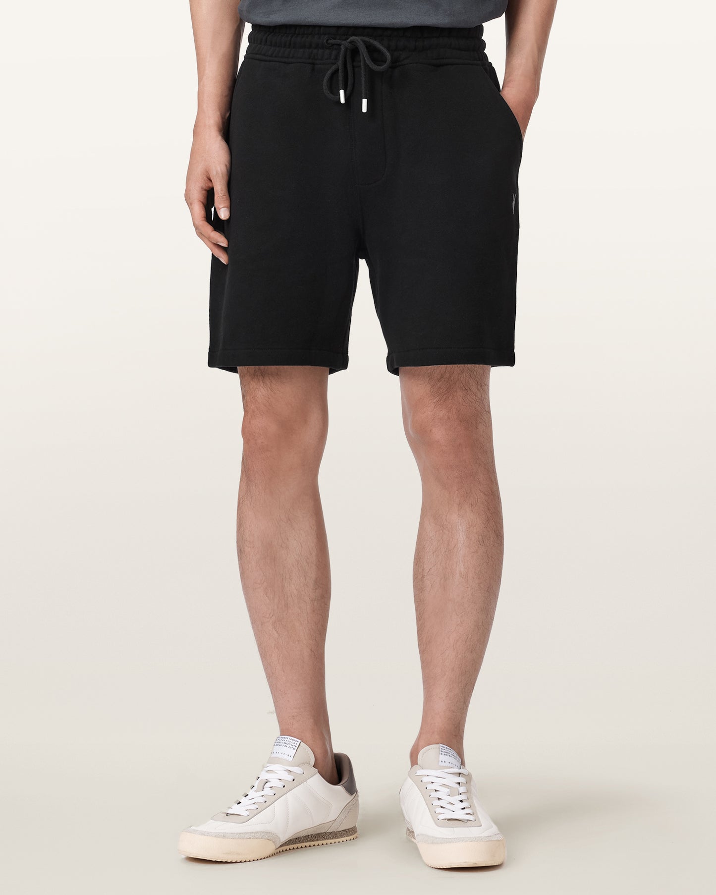 Antique White מכנסיים קצרים לגברים Asher ALLSAINTS