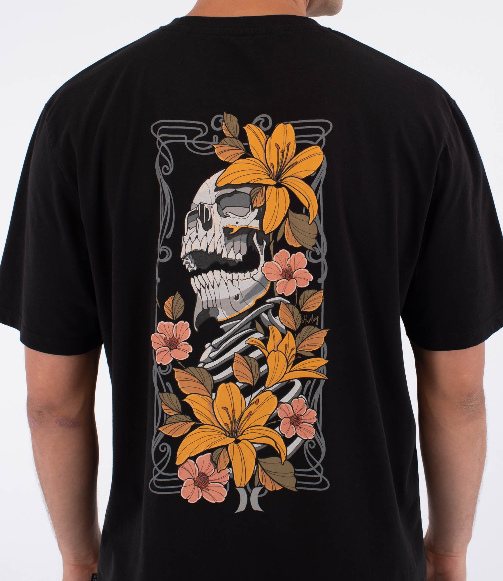 Black טי שירט קצרה לגברים Tattoo Trudy Skull HURLEY