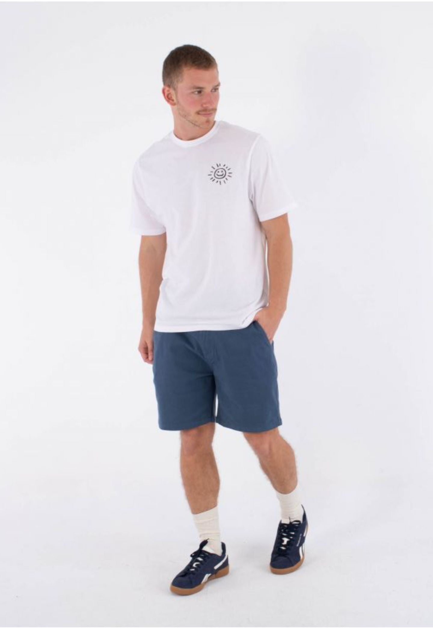 Lavender מכנסיים קצרים לגברים Icon Regular Walkshort 19 HURLEY