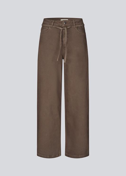 Dark Olive Green ג׳ינס רחב לנשים Isolde Dye MODSTROM