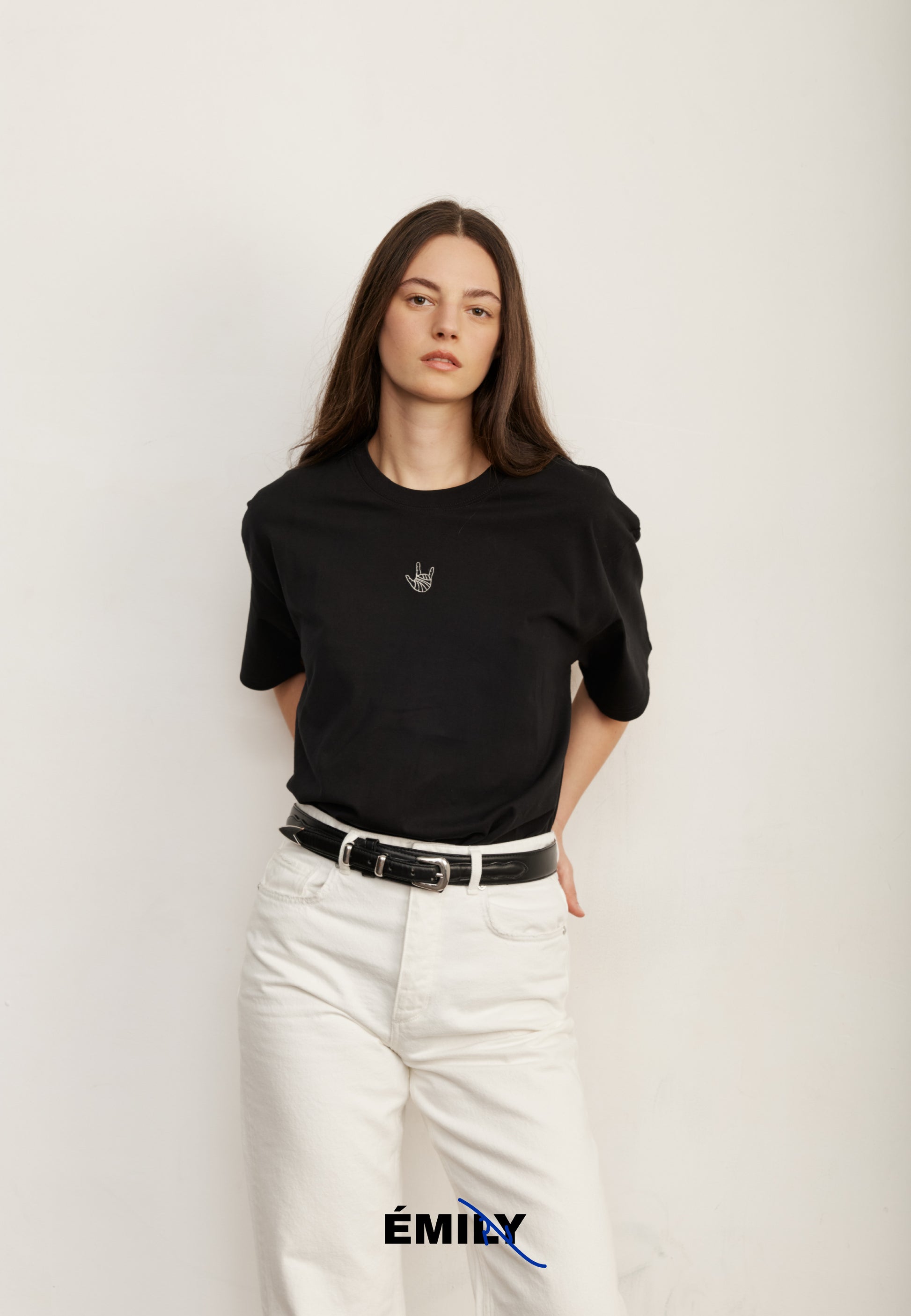 Antique White טי שירט קצרה LOUDER by Emily EMILY