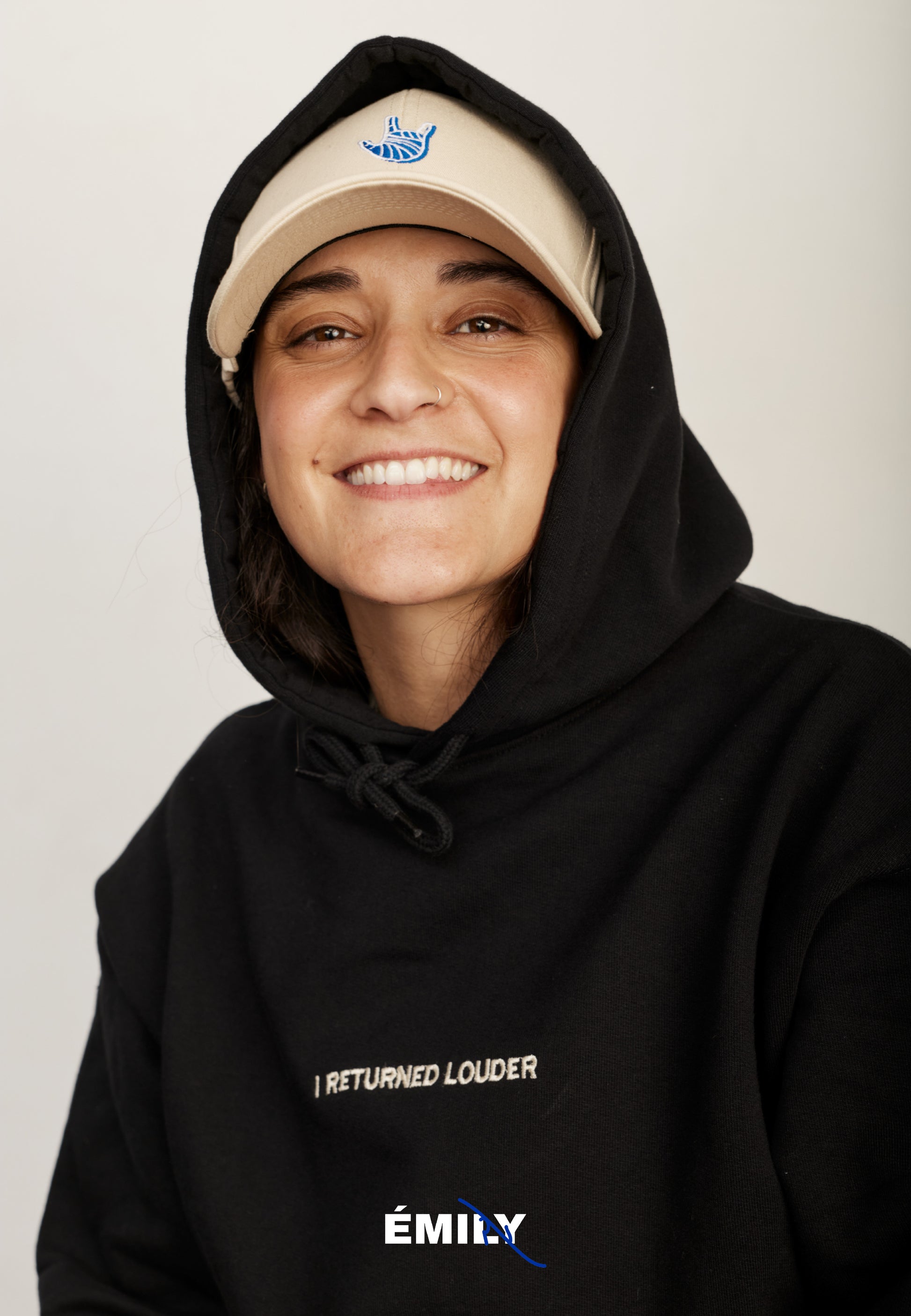 Black קפוצ'ון LOUDER by Emily EMILY