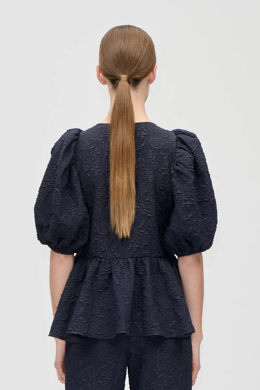 Lavender חולצה קצרה לנשים Garden Relief STINE GOYA