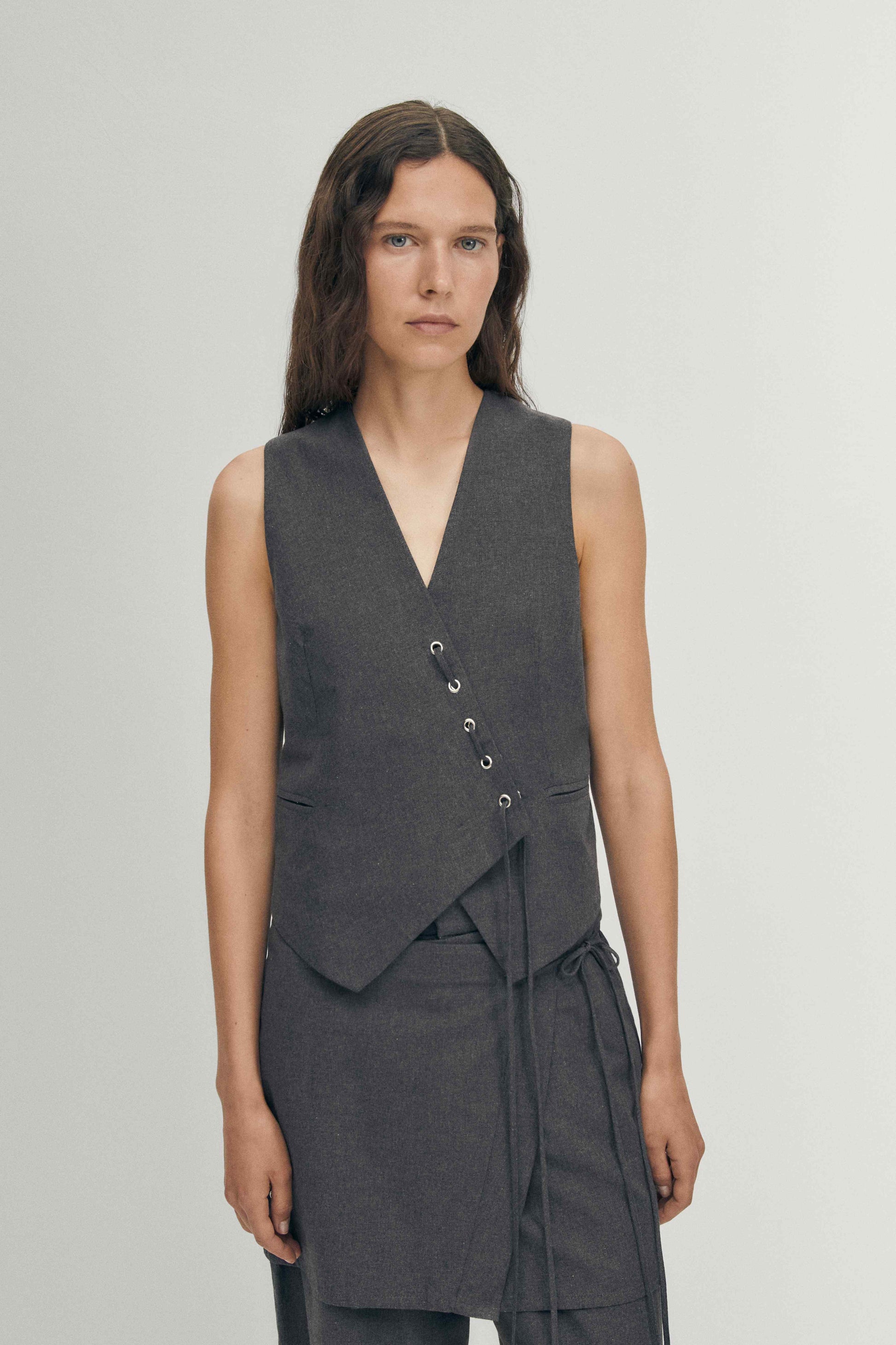 Light Gray ווסט לנשים Sabre ALOHAS