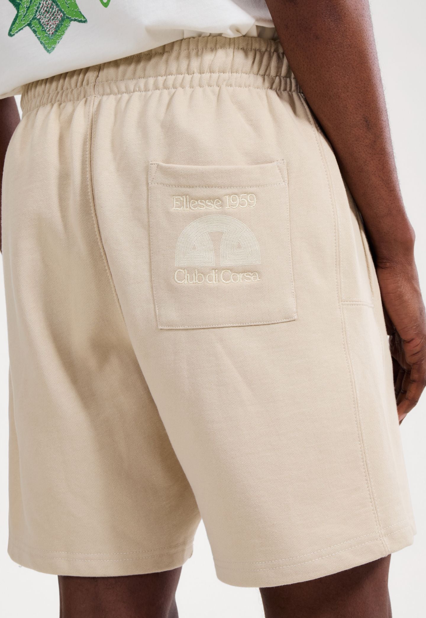 Gray מכנסיים קצרים לגברים Club Di Corsa ELLESSE‎
