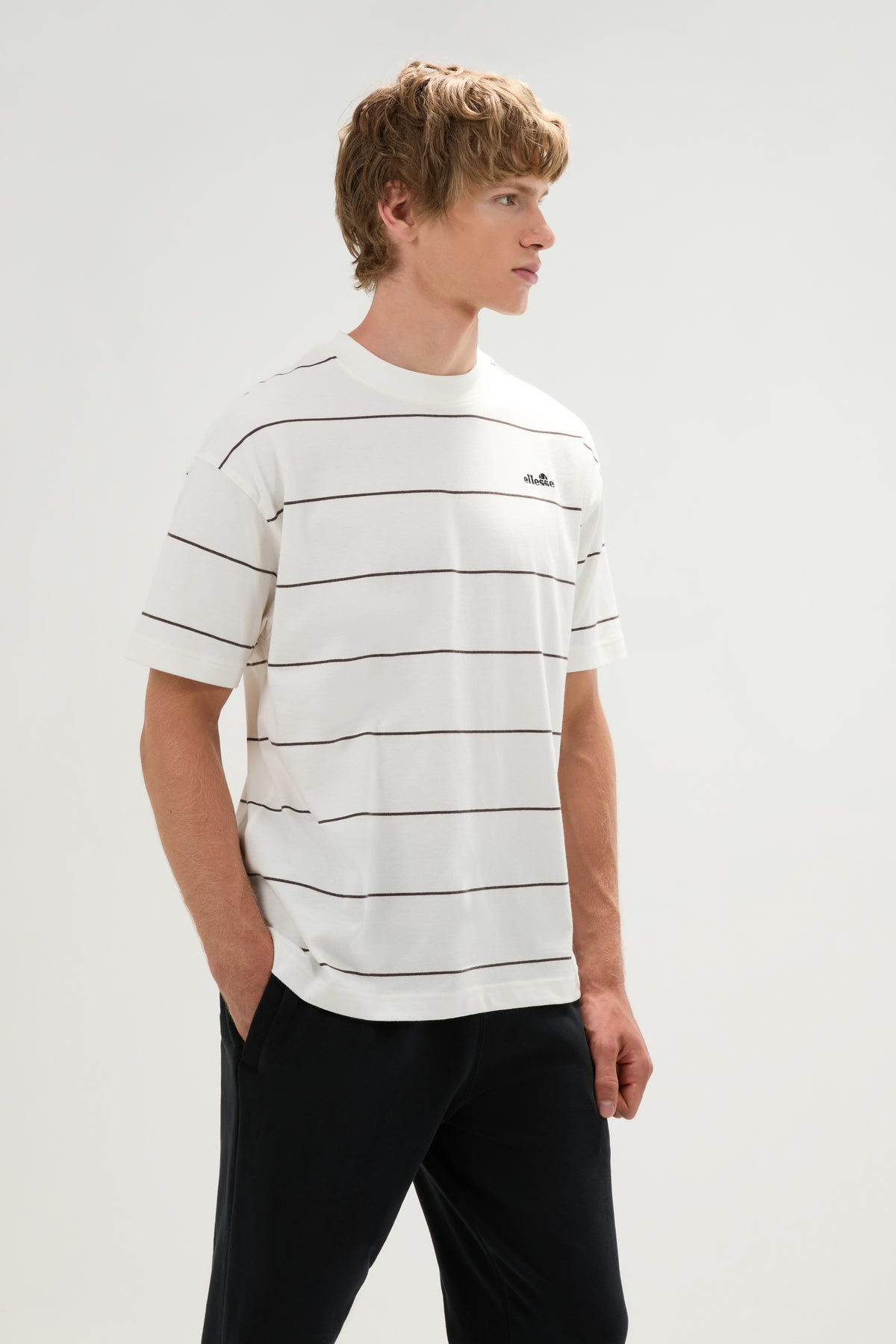 Light Gray SUISIO T-SHIRT-HERITAGE ESSENTIALS טי שירט קצרה ELLESSE‎