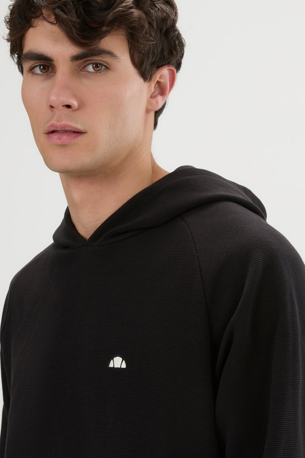 Black VIVINO OH HOODIE-GIOCO MILANO קפוצ'ון ELLESSE‎