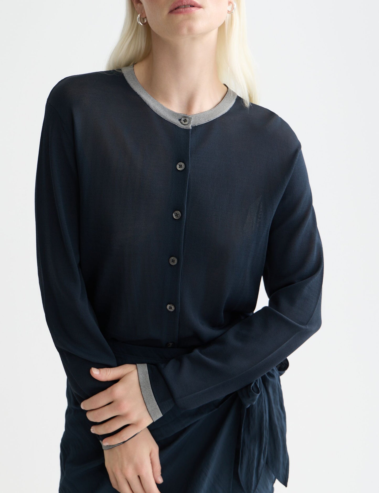 Black קרדיגן לנשים Stripe Trim Relaxed SCOTCH & SODA