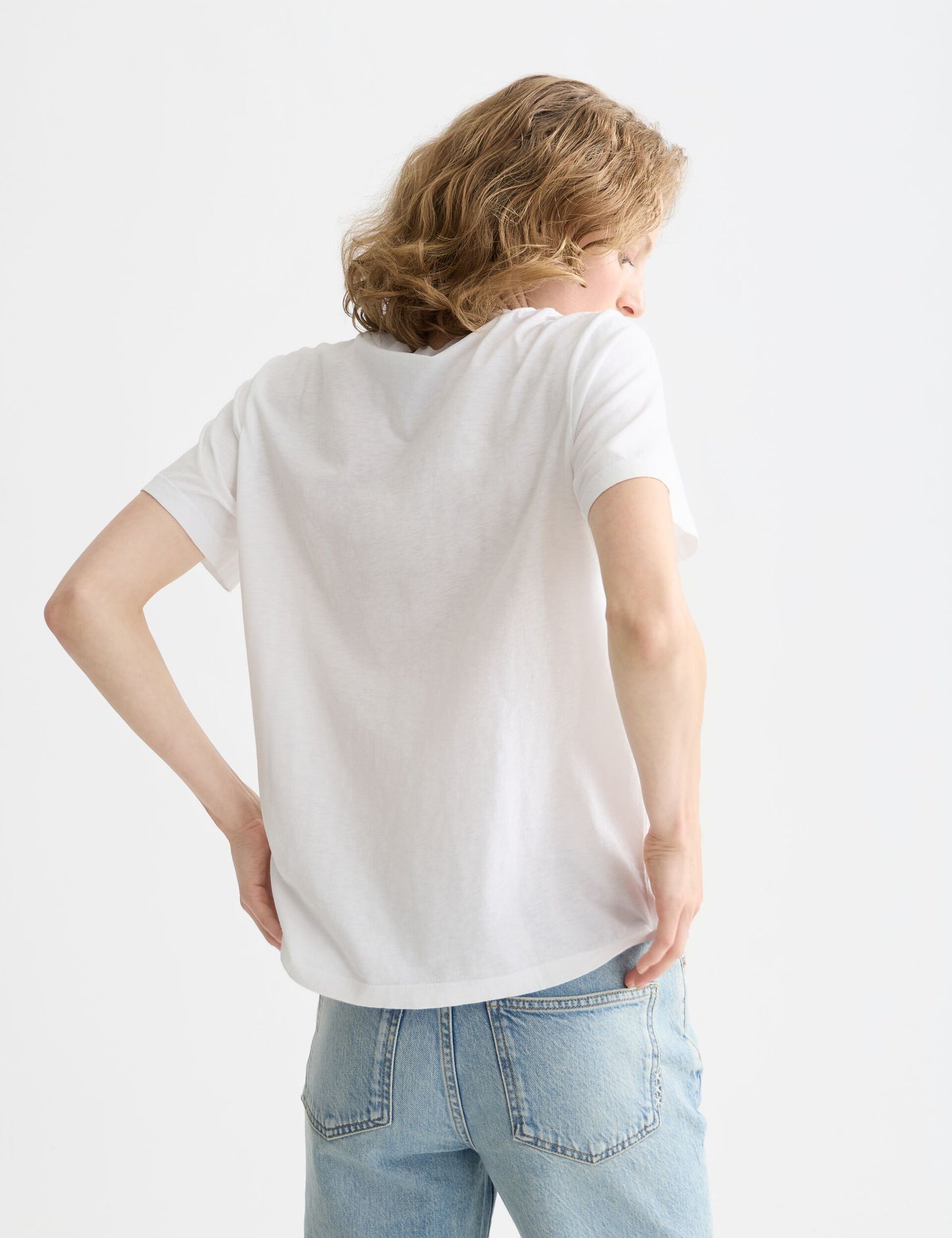 Lavender טי שירט קצרה לנשים Graphic SCOTCH & SODA