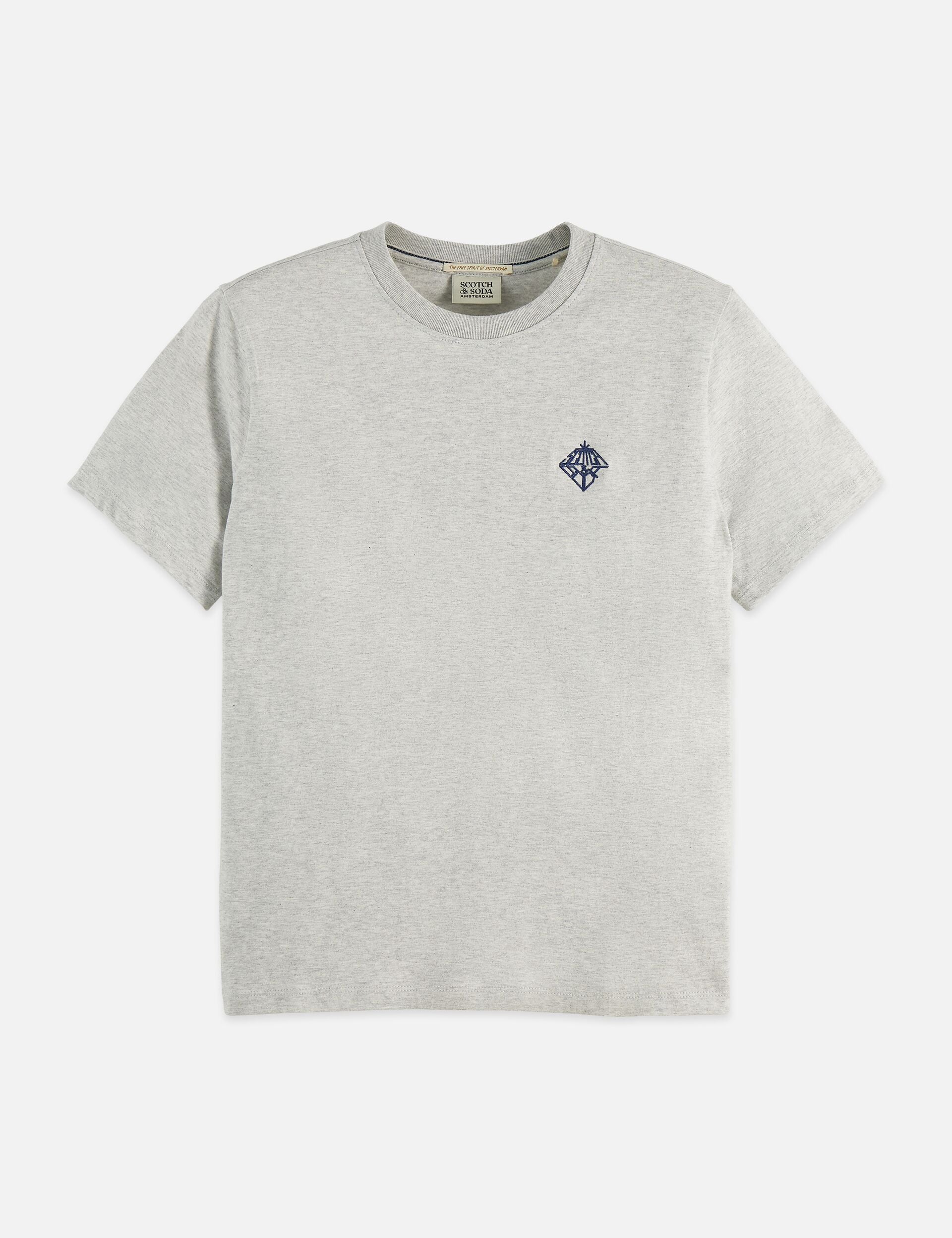Gray טי שירט קצרה לנשים Regular Fit עם הדפס קטן בחזה SCOTCH & SODA