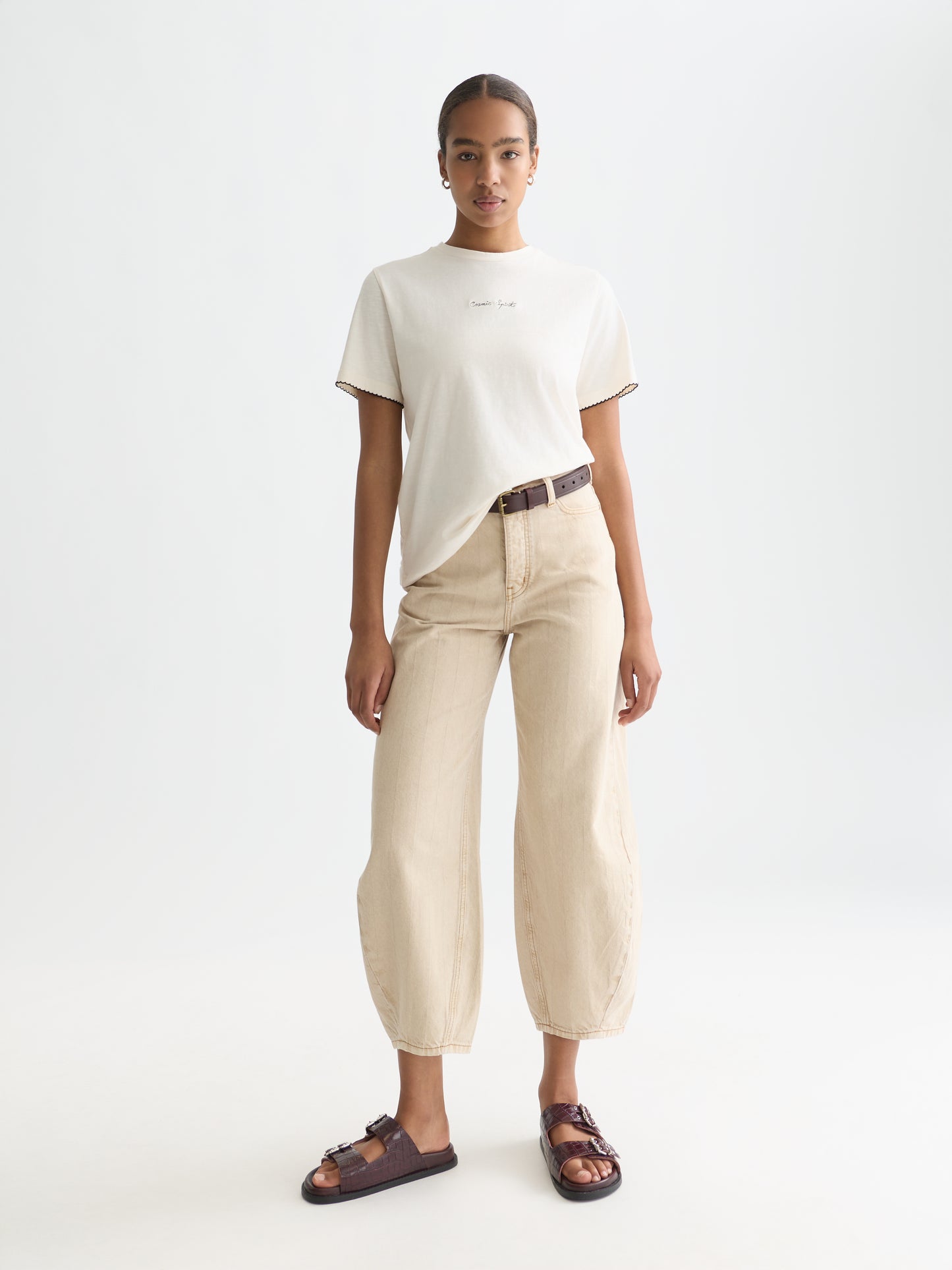 White Smoke טי שירט קצרה לנשים Embroidered Slub SCOTCH & SODA