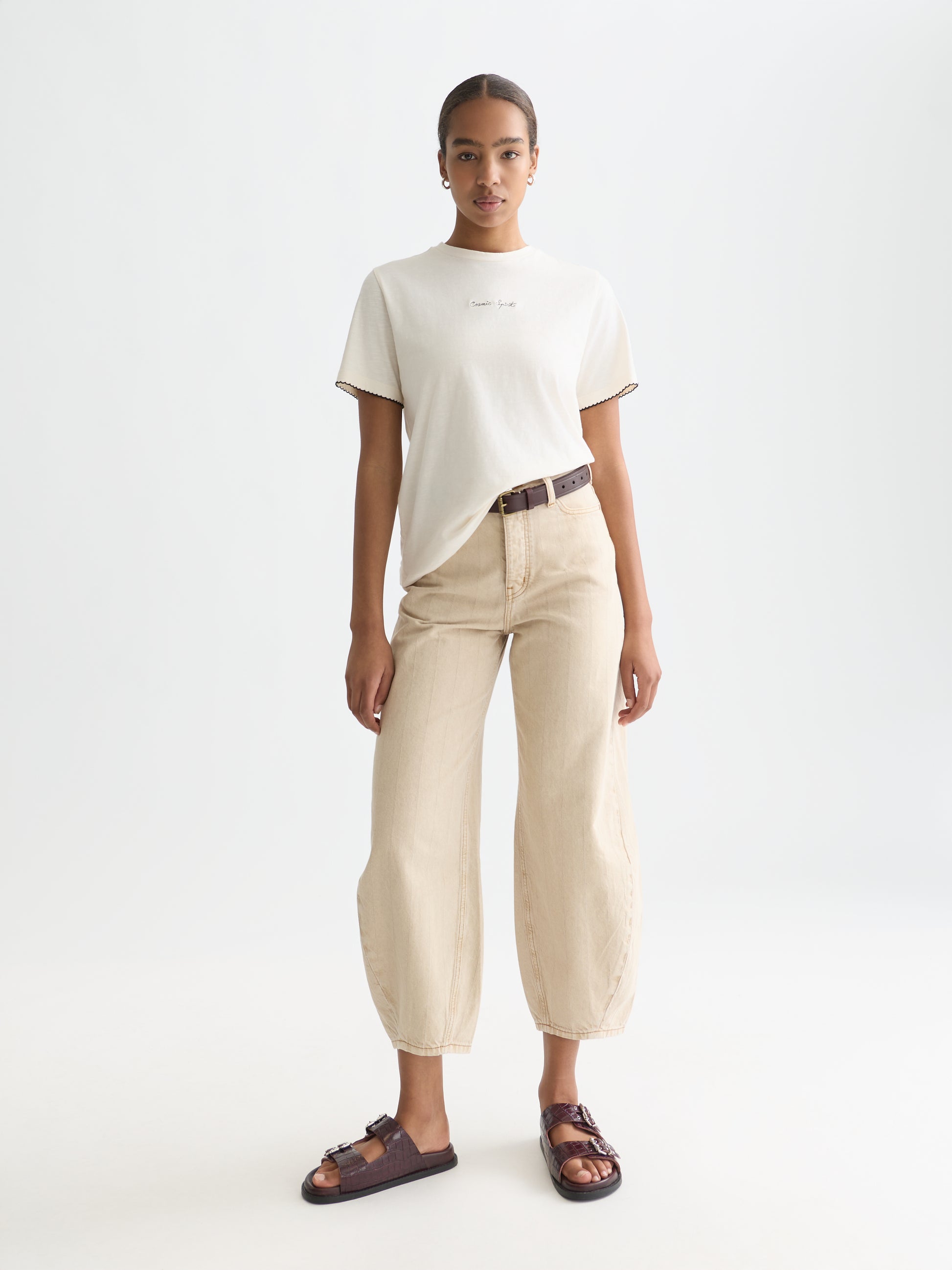 White Smoke טי שירט קצרה לנשים Embroidered Slub SCOTCH & SODA