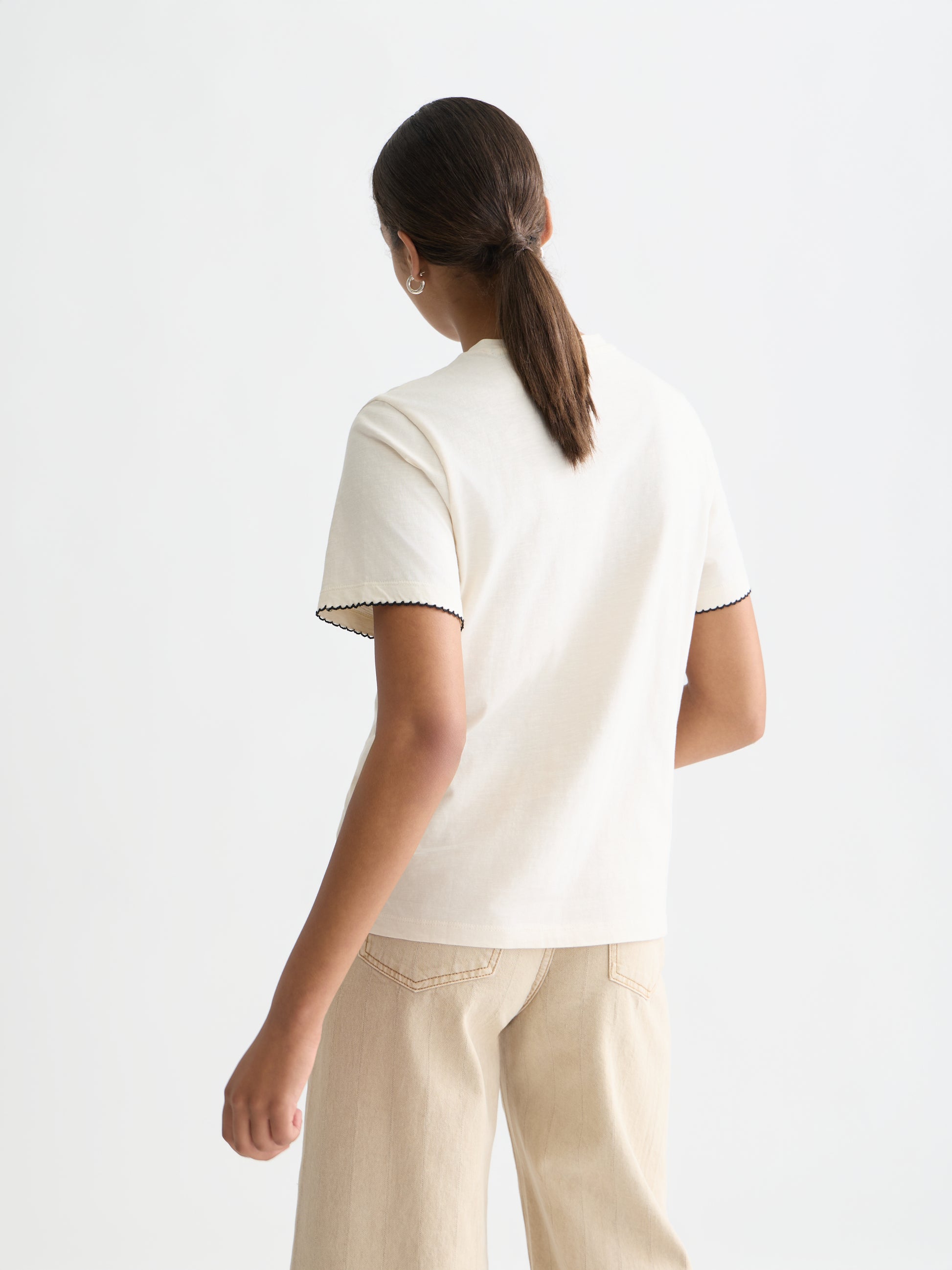 White Smoke טי שירט קצרה לנשים Embroidered Slub SCOTCH & SODA