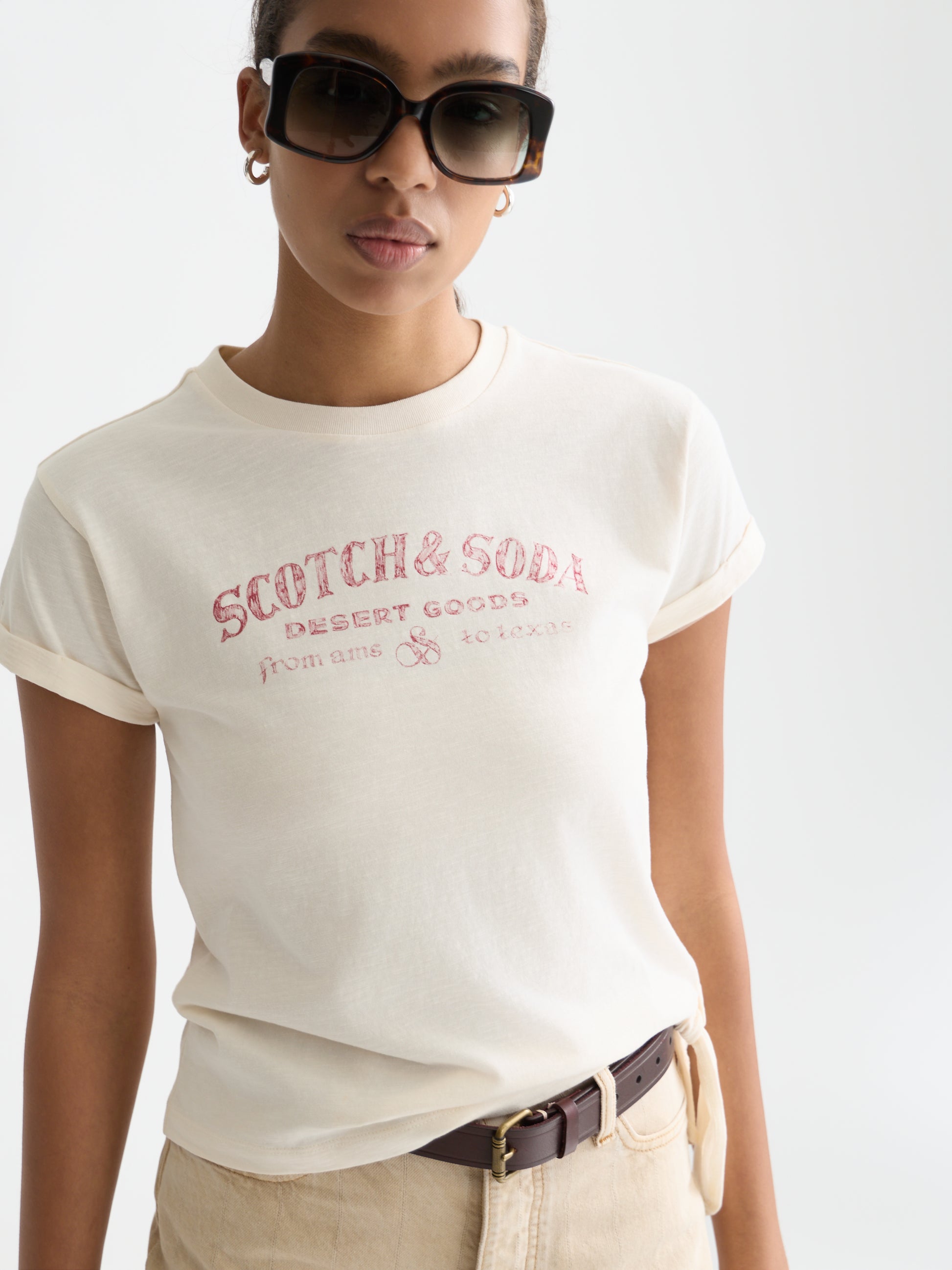 Lavender ARTWORK T-SHIRT WITH SIDE KNOT טי שירט קצרה SCOTCH & SODA