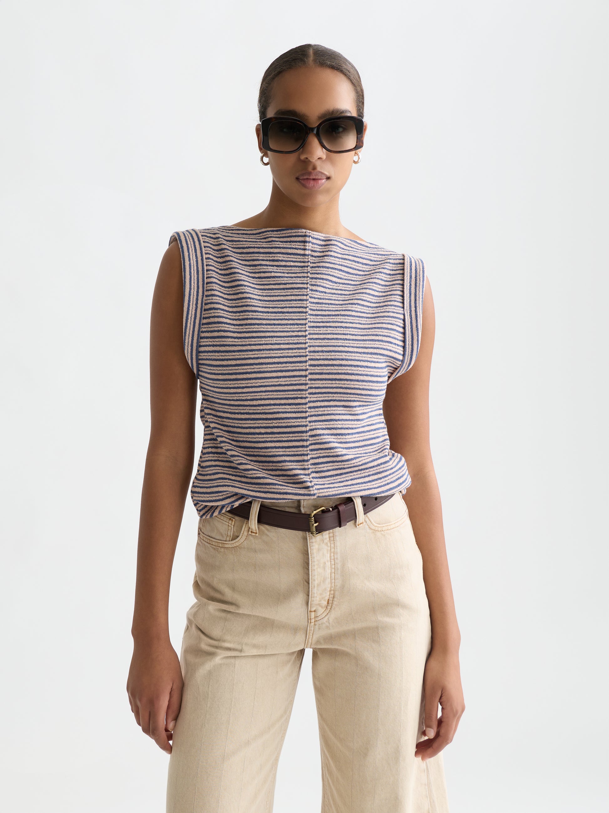 Lavender טי־שירט פסים עם שרוולים מקופלים לנשים Striped SCOTCH & SODA