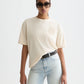 Lavender טי־שירט בגזרה רחבה לנשים Washed Artwork SCOTCH & SODA