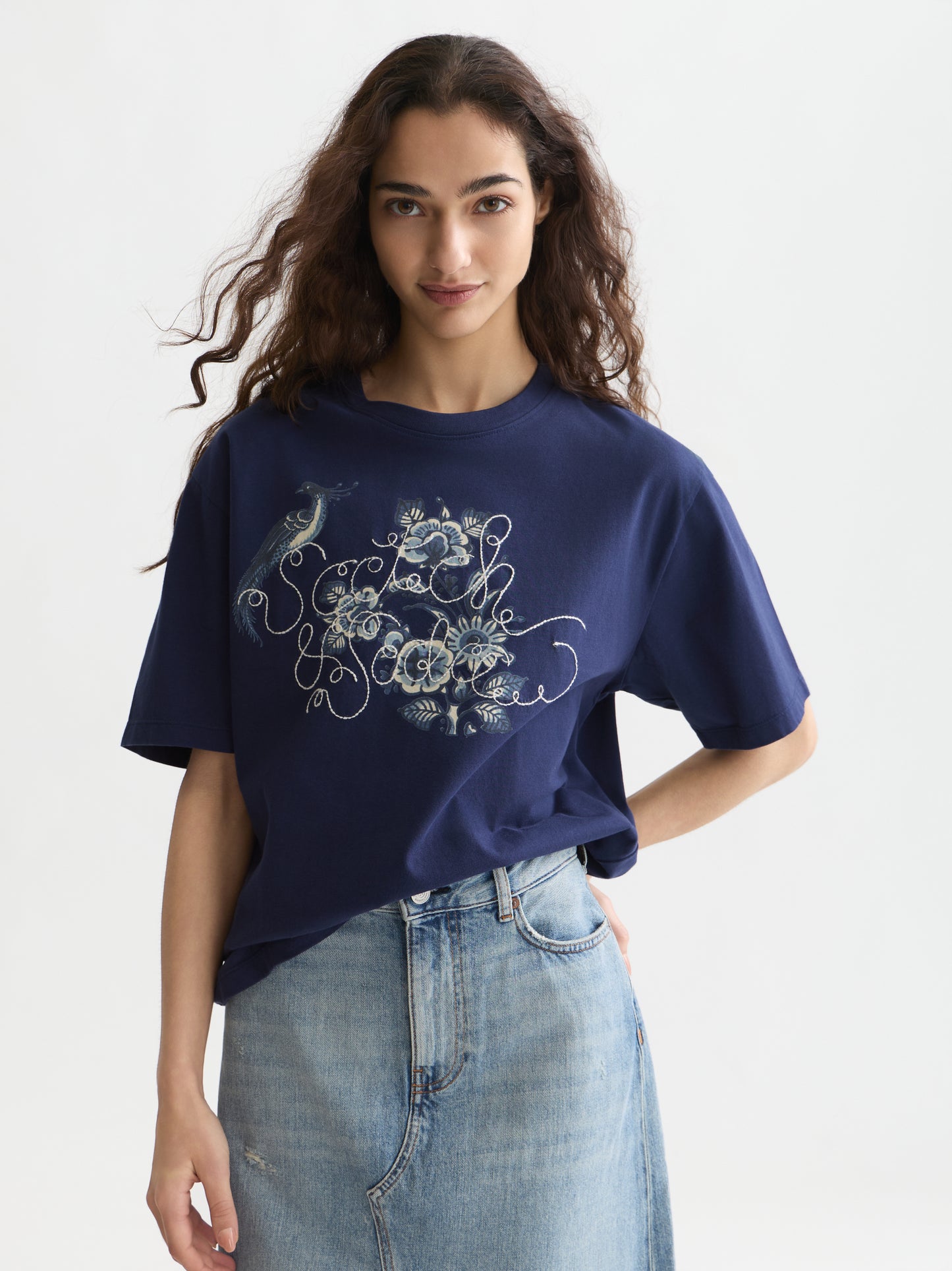 Lavender טי שירט קצרה לנשים Embroidered Detail SCOTCH & SODA
