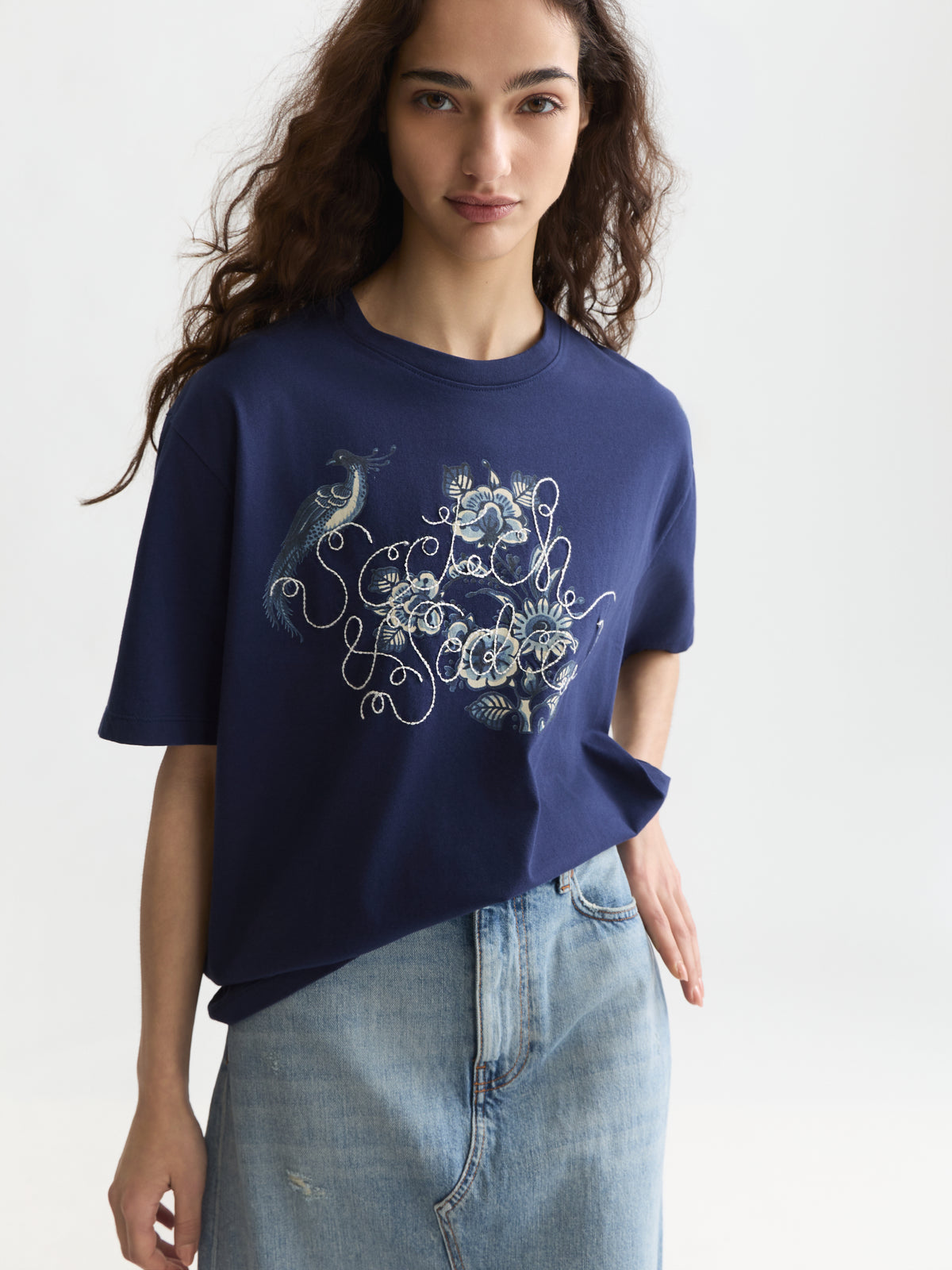 Lavender טי שירט קצרה לנשים Embroidered Detail SCOTCH & SODA