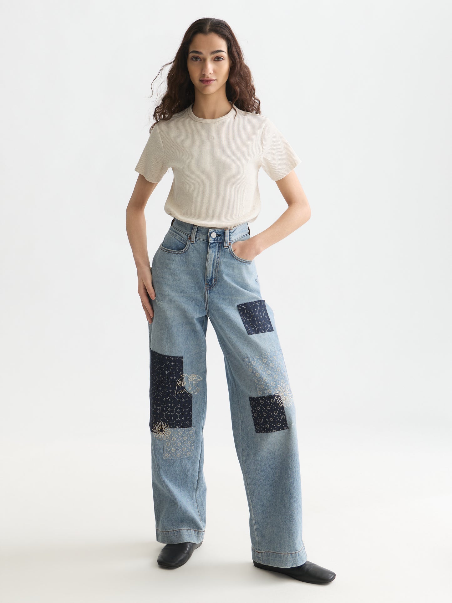 White Smoke טי שירט קצרה לנשים Rib SCOTCH & SODA