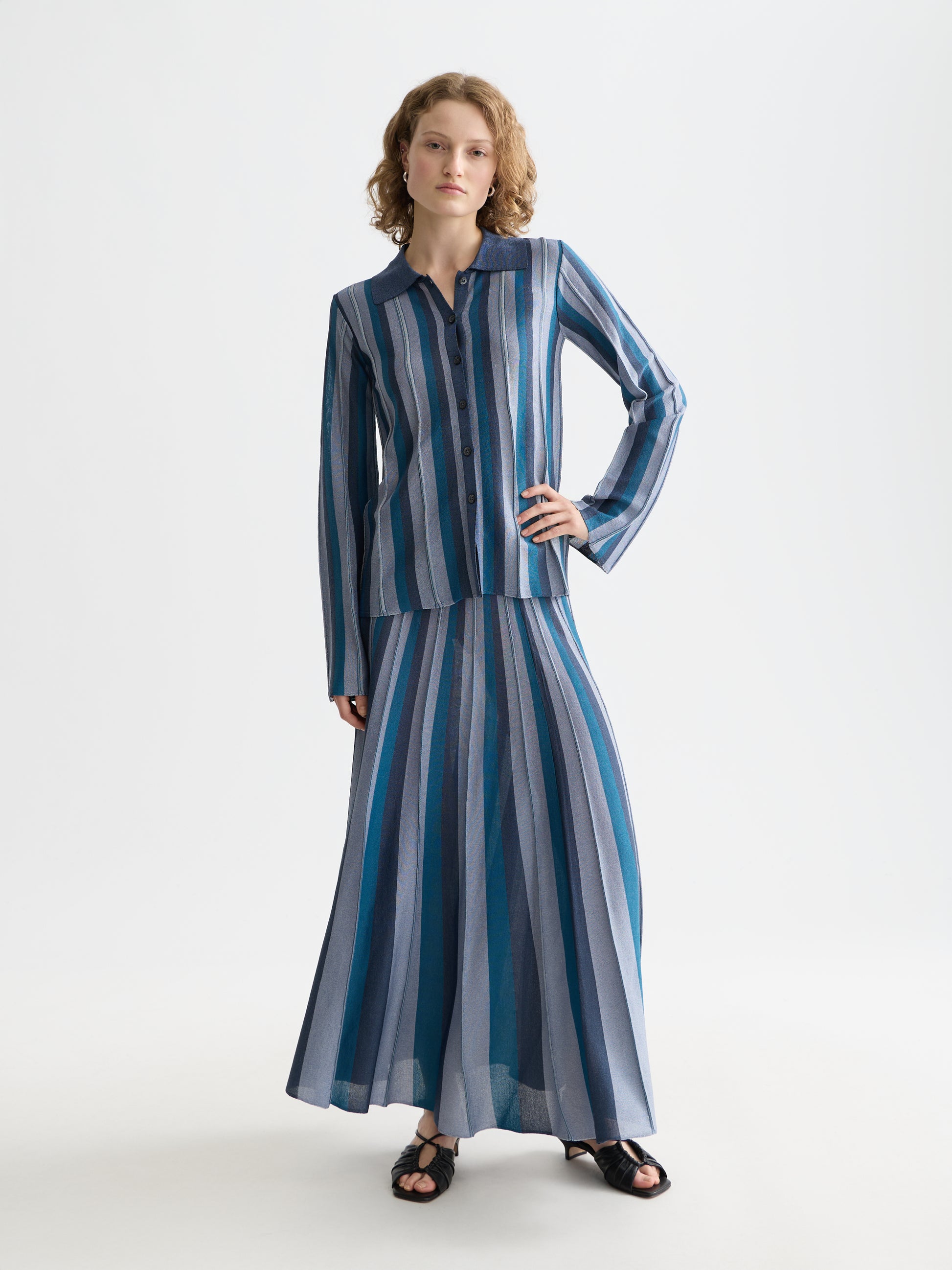 White Smoke PLEATED STRIPE COLLARED CARDIGAN סוודר SCOTCH & SODA