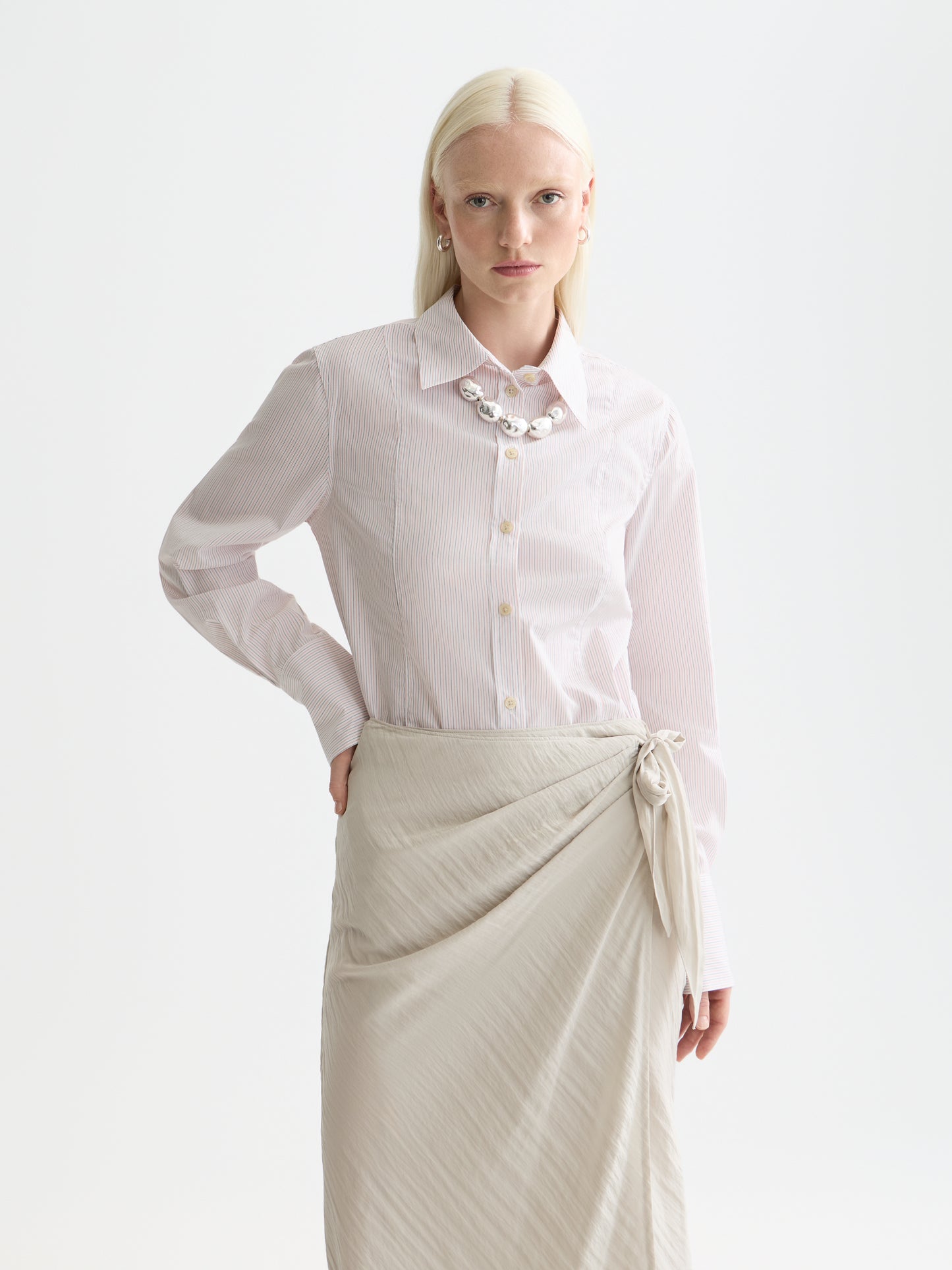 Lavender חולצה מכופתרת ארוכה לנשים Regular Fit Poplin Shirt SCOTCH & SODA