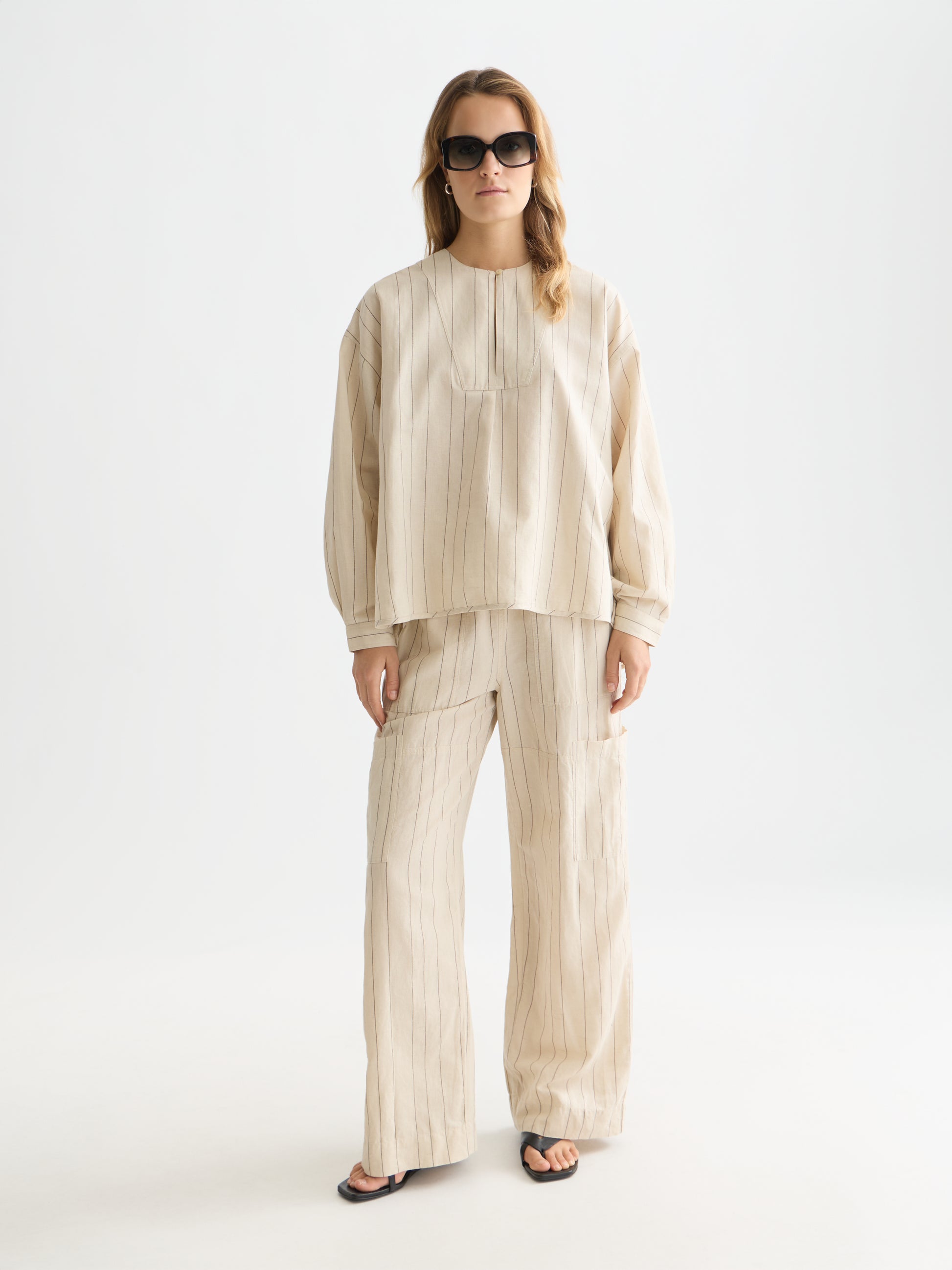 Light Gray חולצה ארוכה לנשים Linen Bib SCOTCH & SODA