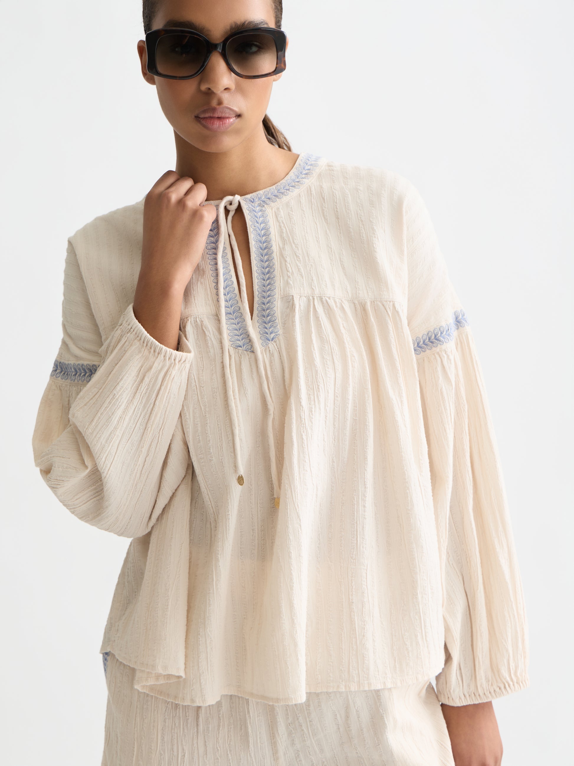 Lavender חולצת כותנה קרפ עם רקמות לנשים Crepe Blouse SCOTCH & SODA