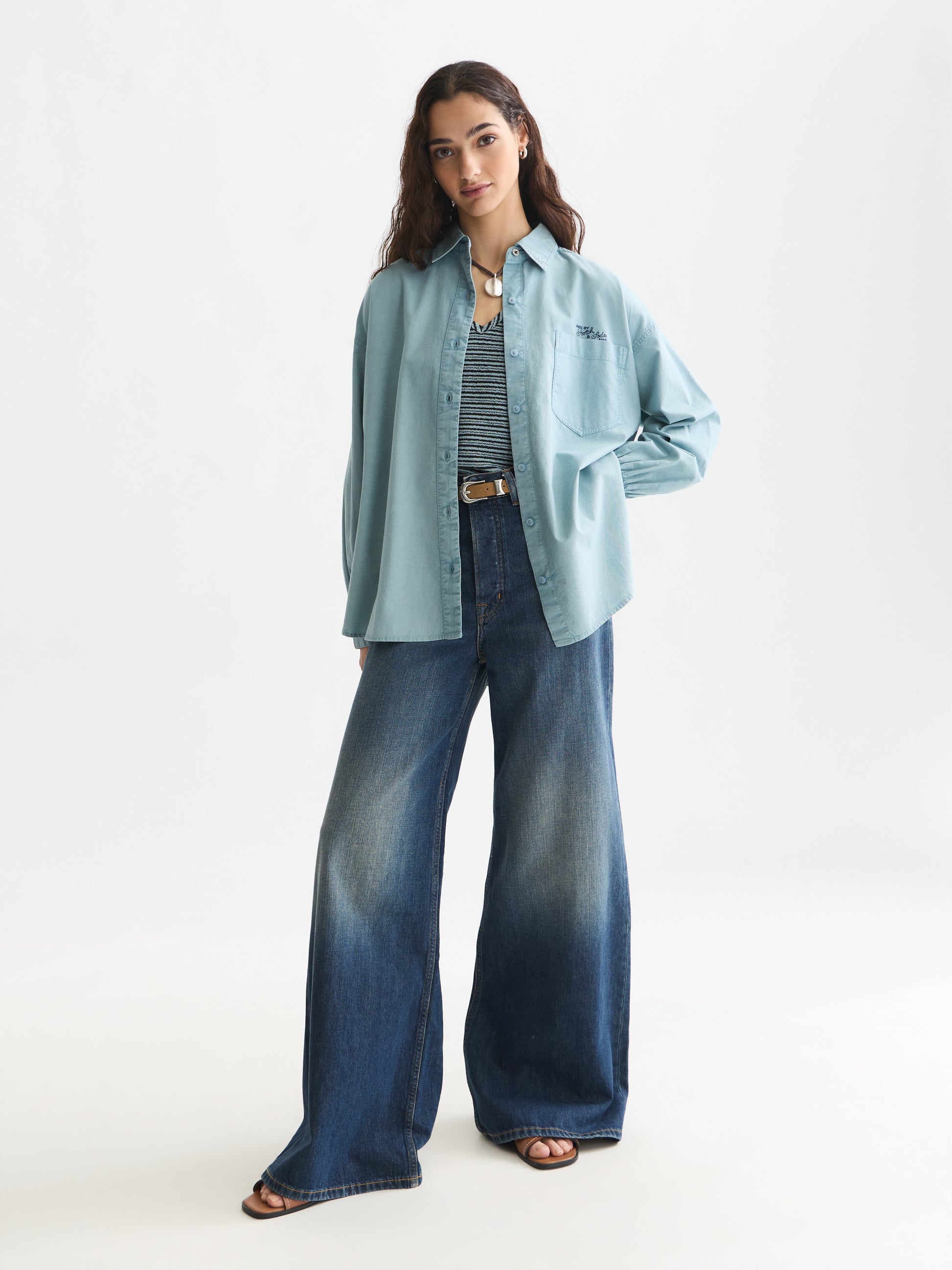 White Smoke חולצה מכופתרת ארוכה לנשים Garment Dyed Oxford SCOTCH & SODA