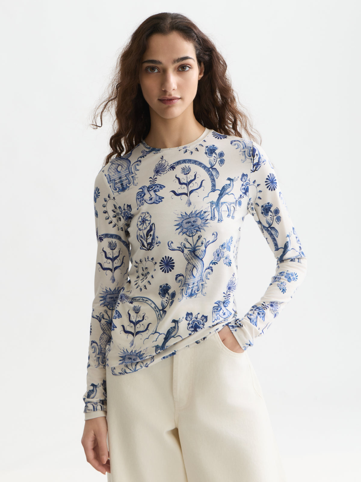 White Smoke טי שירט ארוכה לנשים Printed SCOTCH & SODA